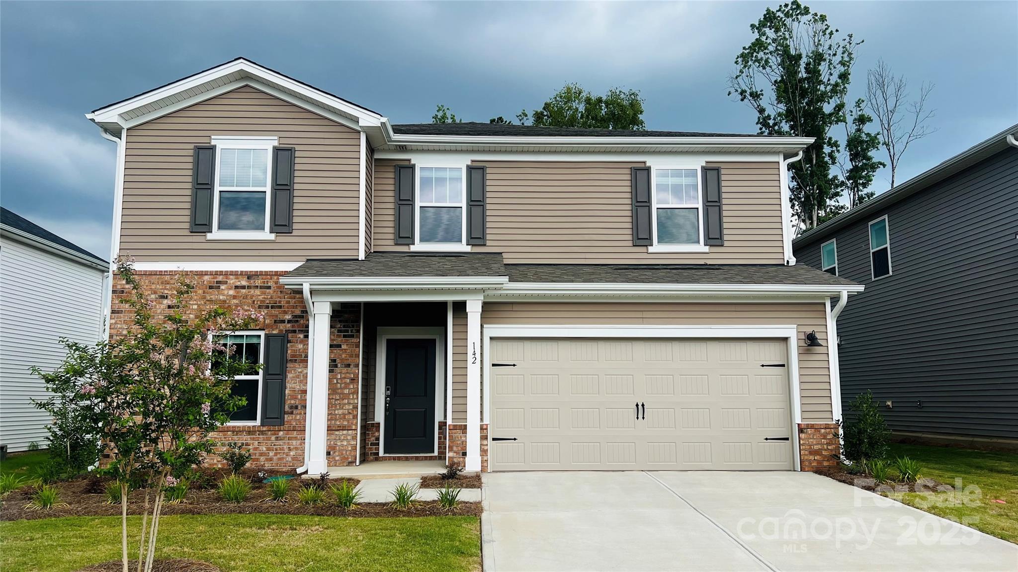 142 Shepherds Landing Drive Property Photo 1