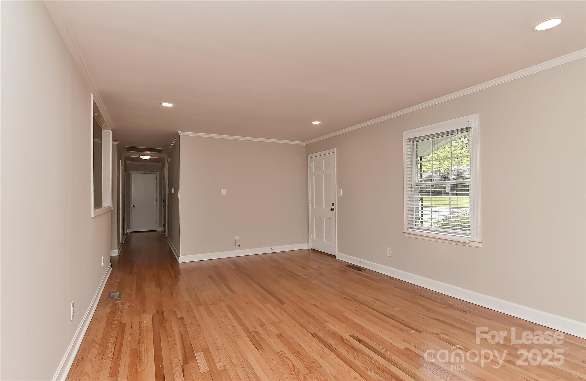 420 Seneca Place Property Photo 7