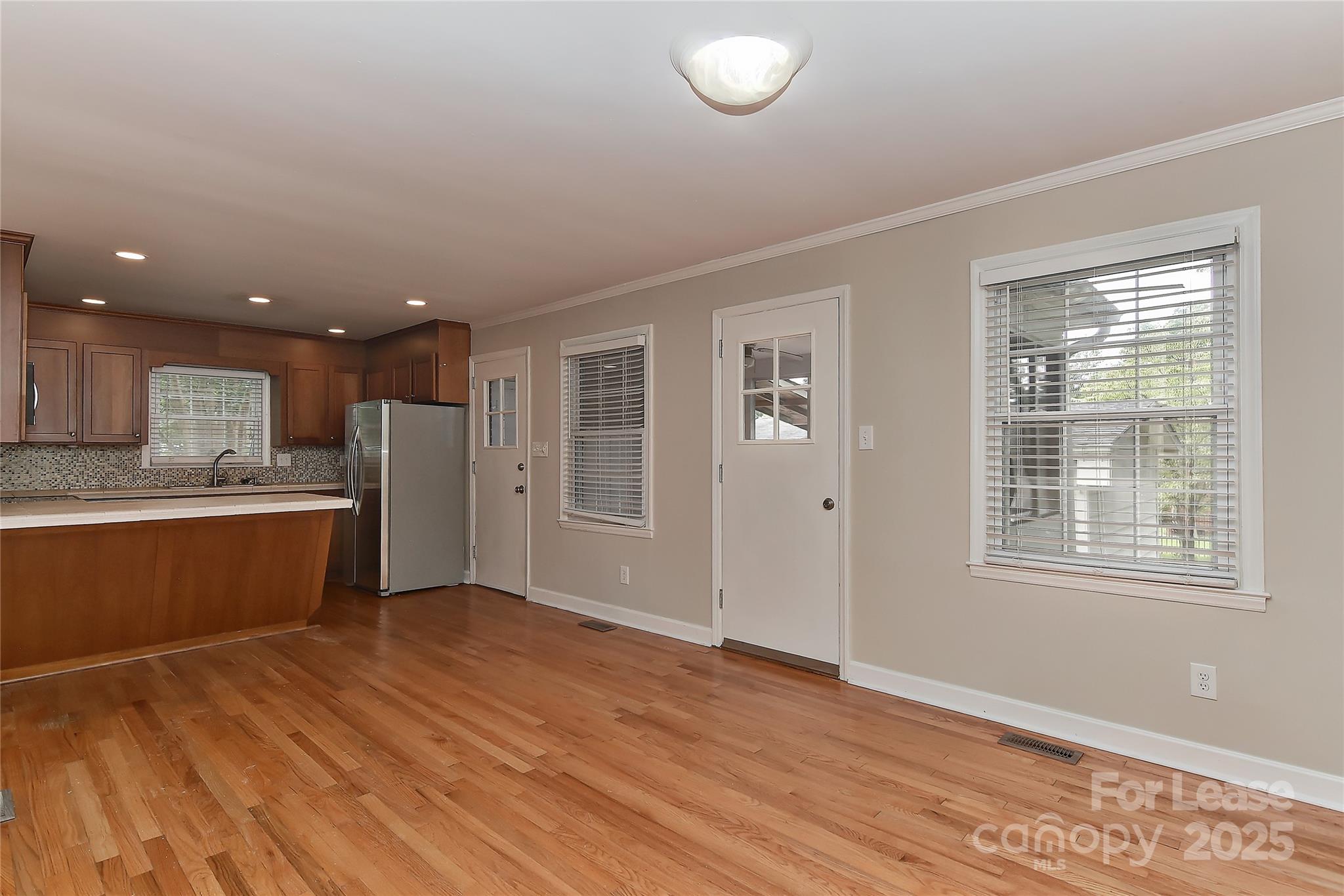 420 Seneca Place Property Photo 11