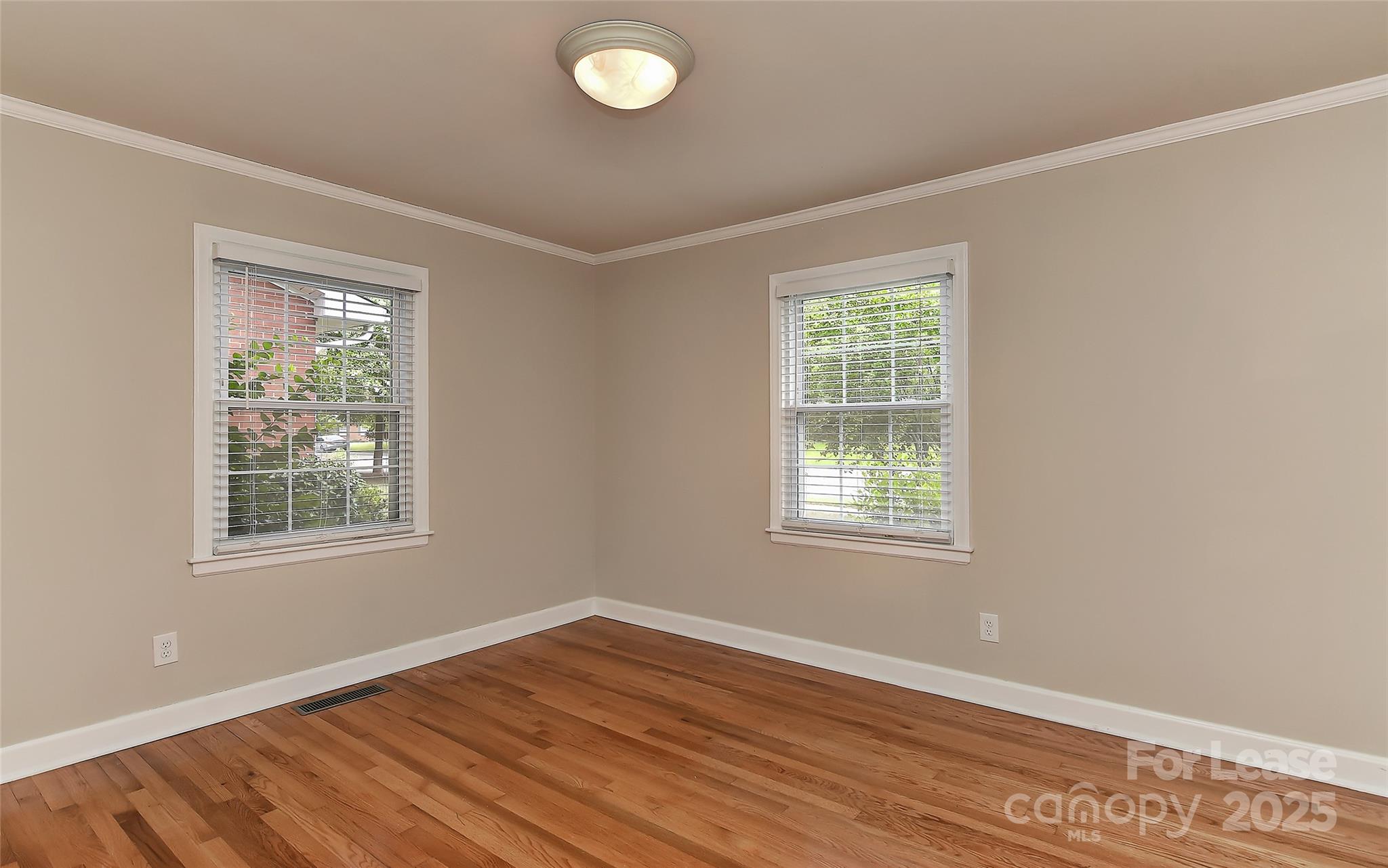 420 Seneca Place Property Photo 23