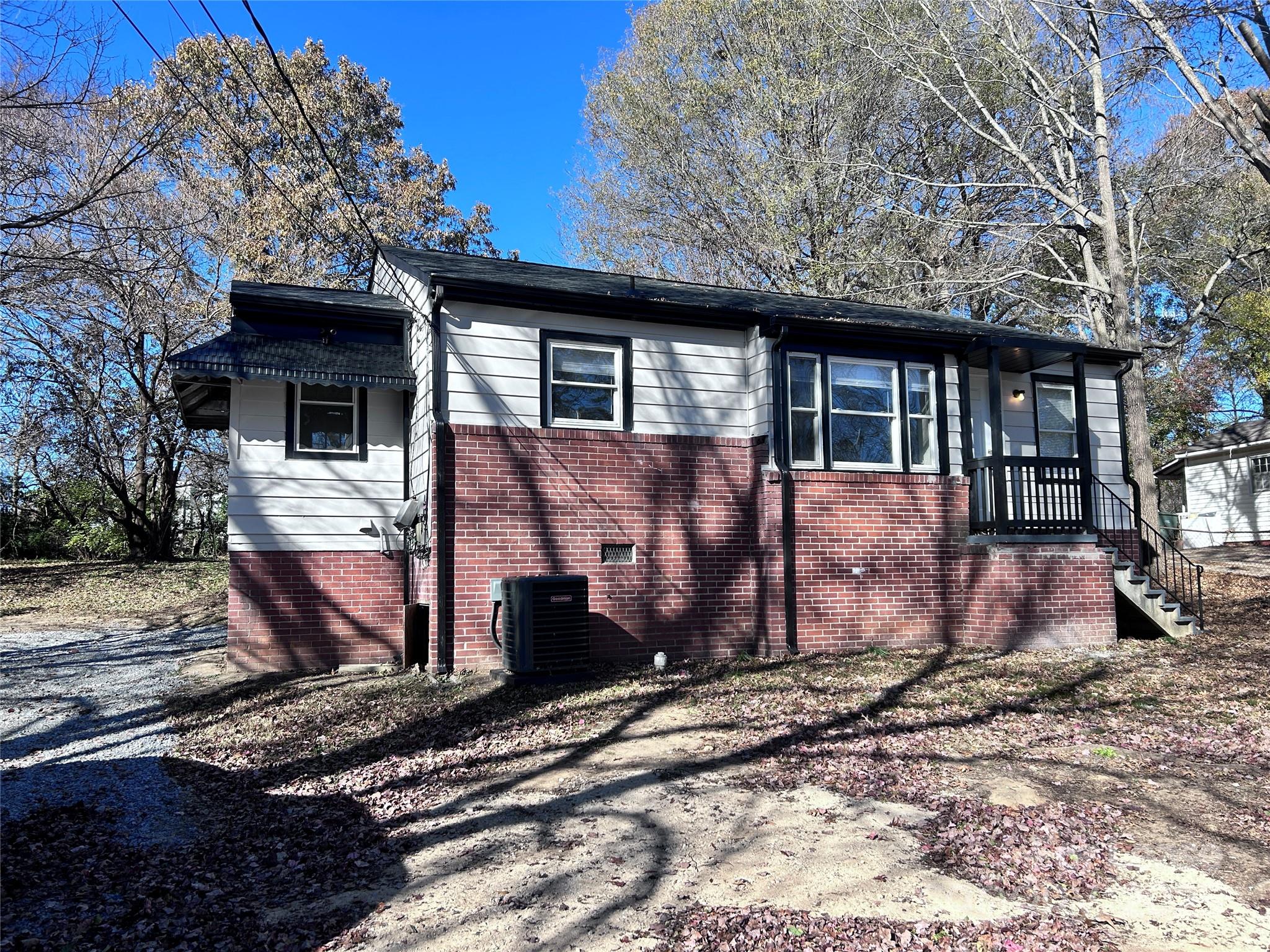 1408 Poston Circle Property Photo