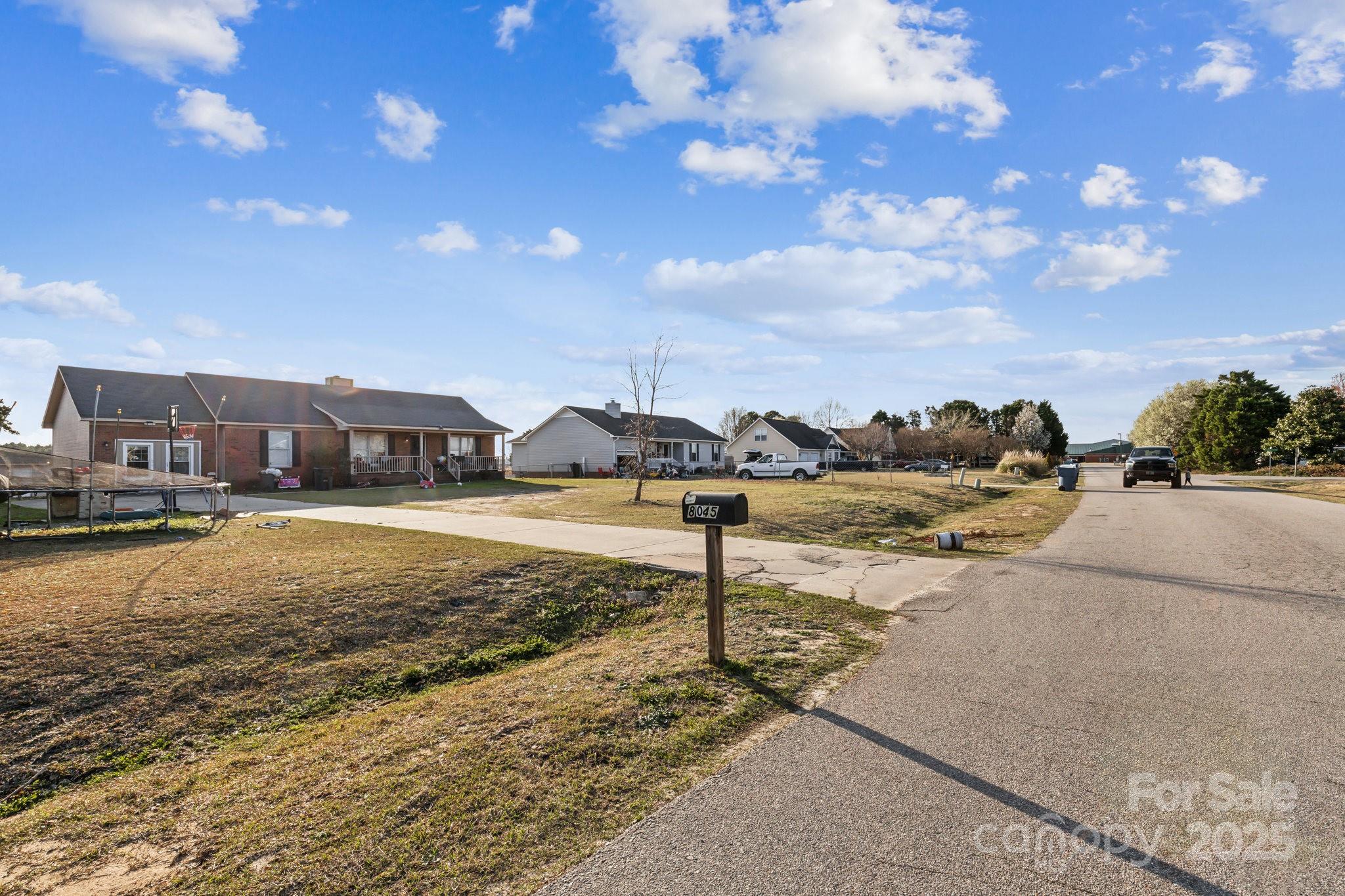 8045 Kalmia Lane Property Photo