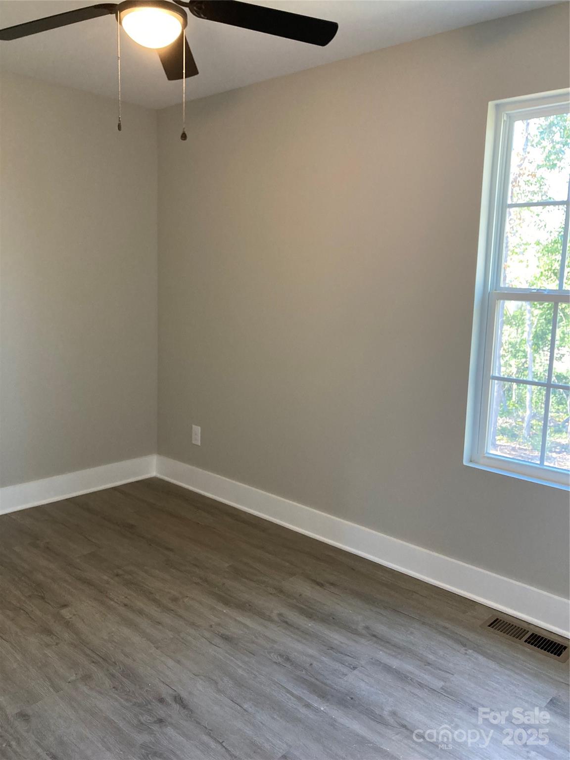 1537 Poston Circle Property Photo 13