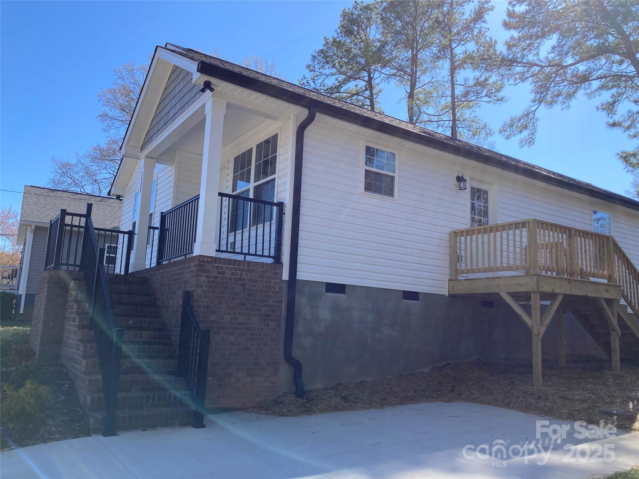 1537 Poston Circle Property Photo 21