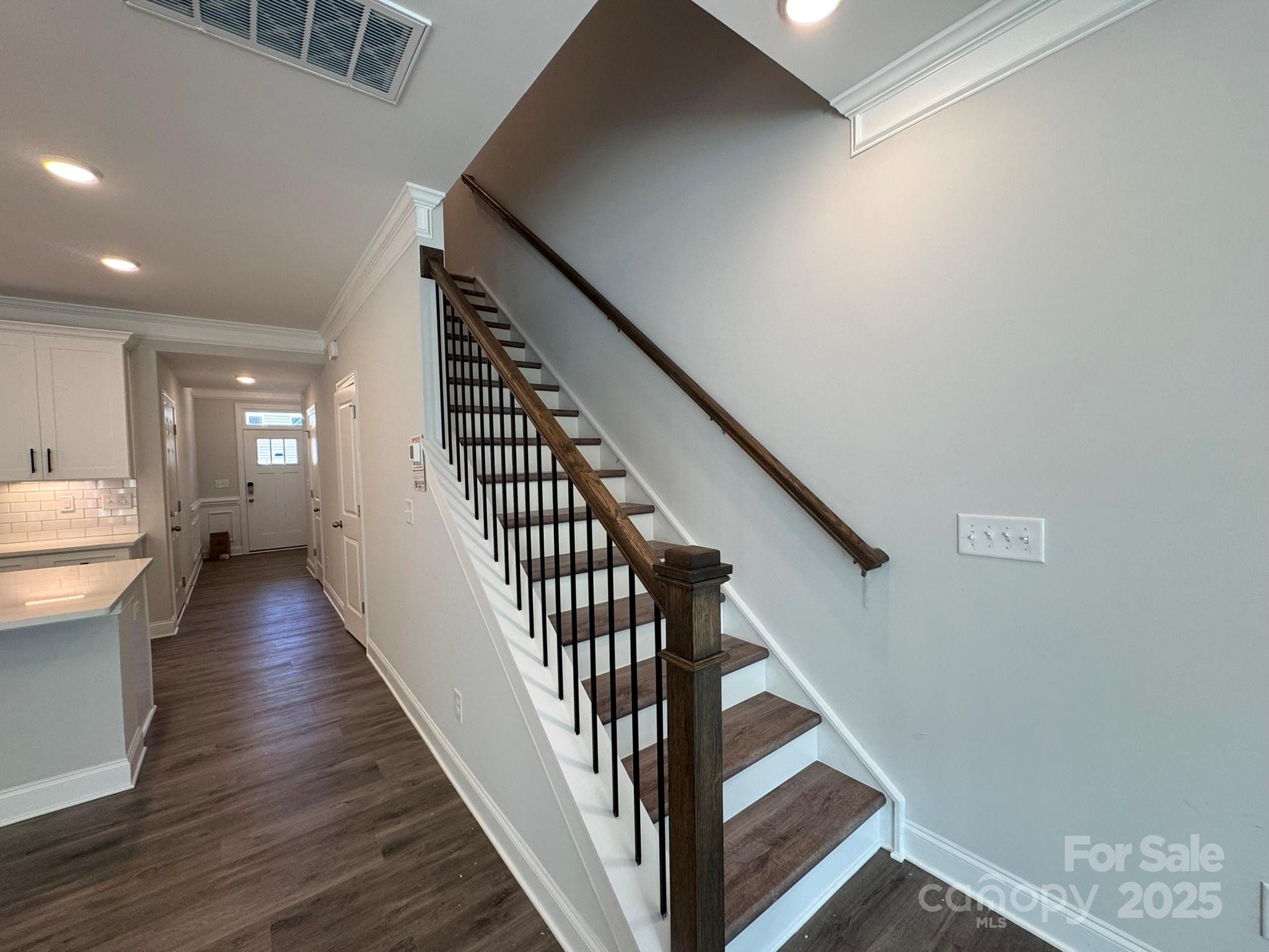 4217 Black Court 194 Property Photo 6