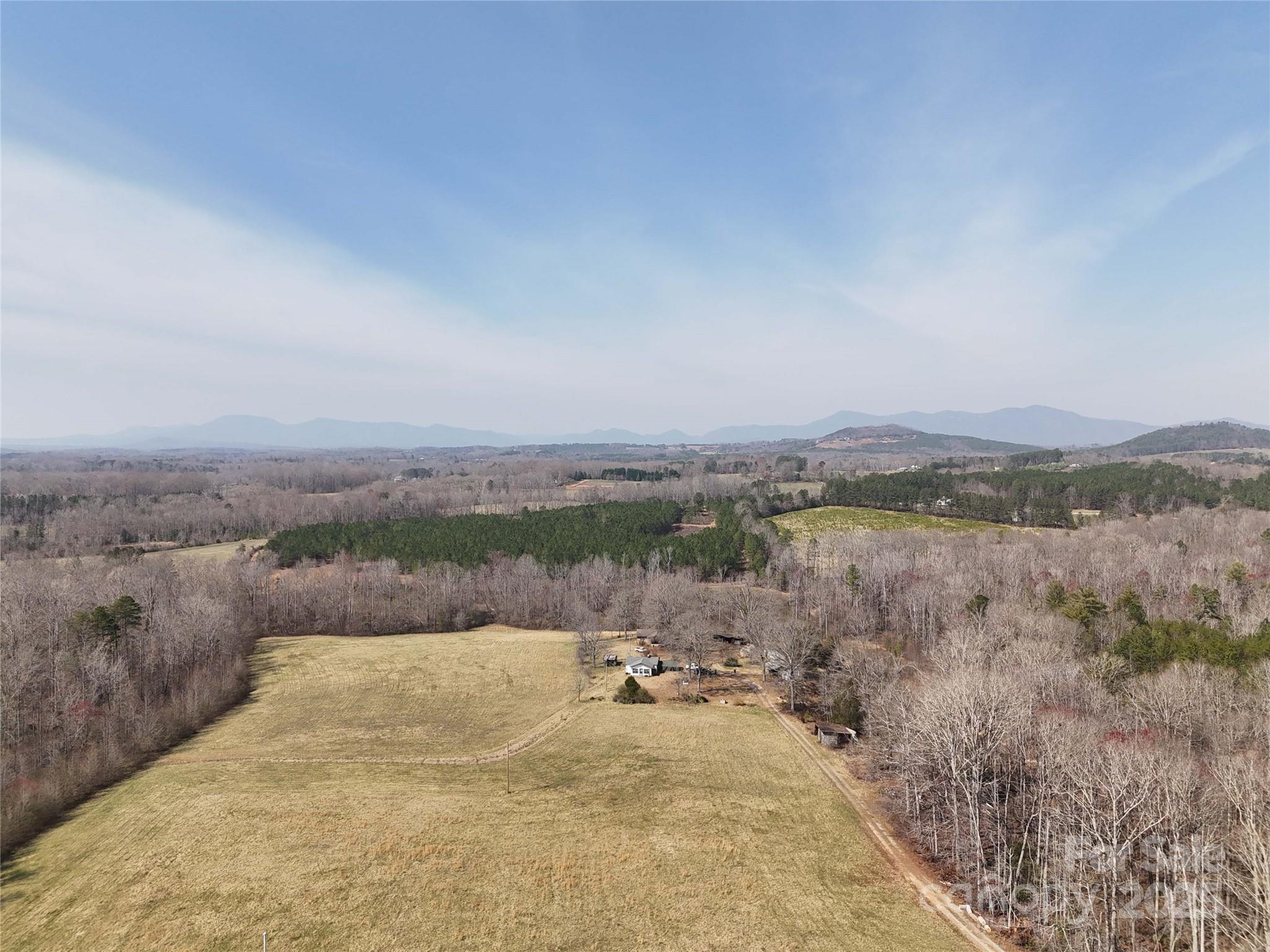321 Ivie Trail Property Photo 2
