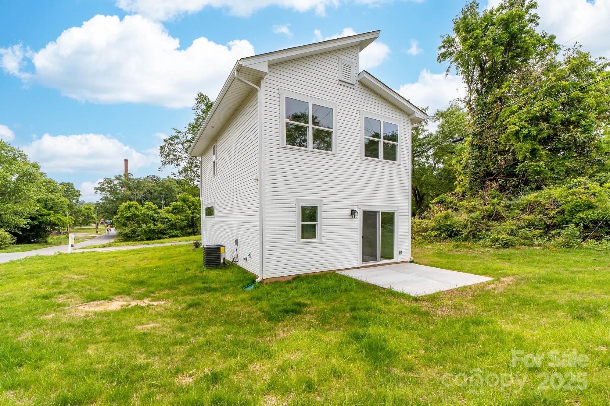 600 Legrand Street Property Photo 8