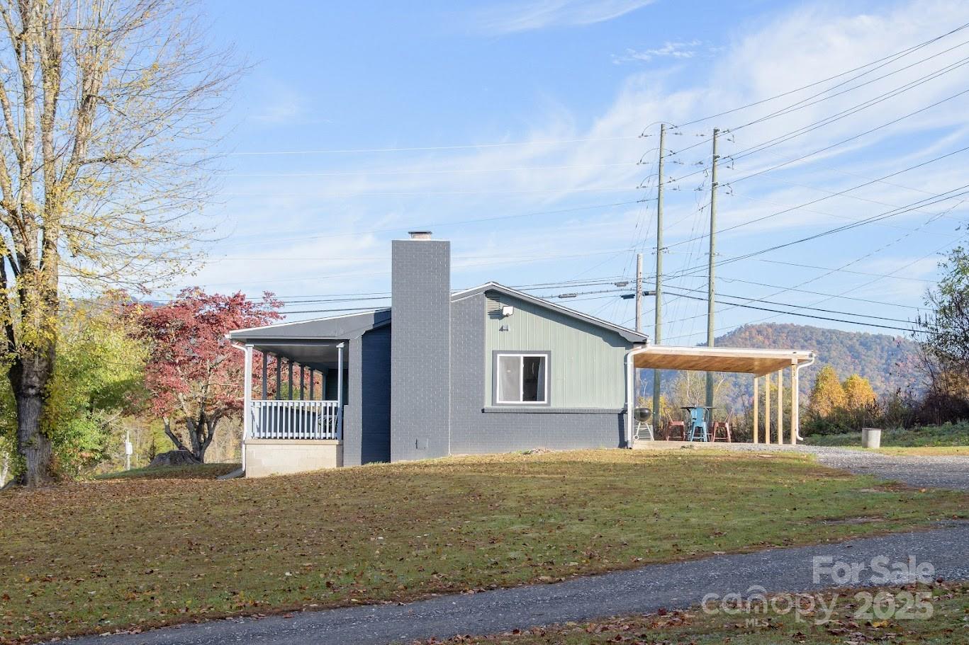 43 Flaming Arrow Drive Property Photo