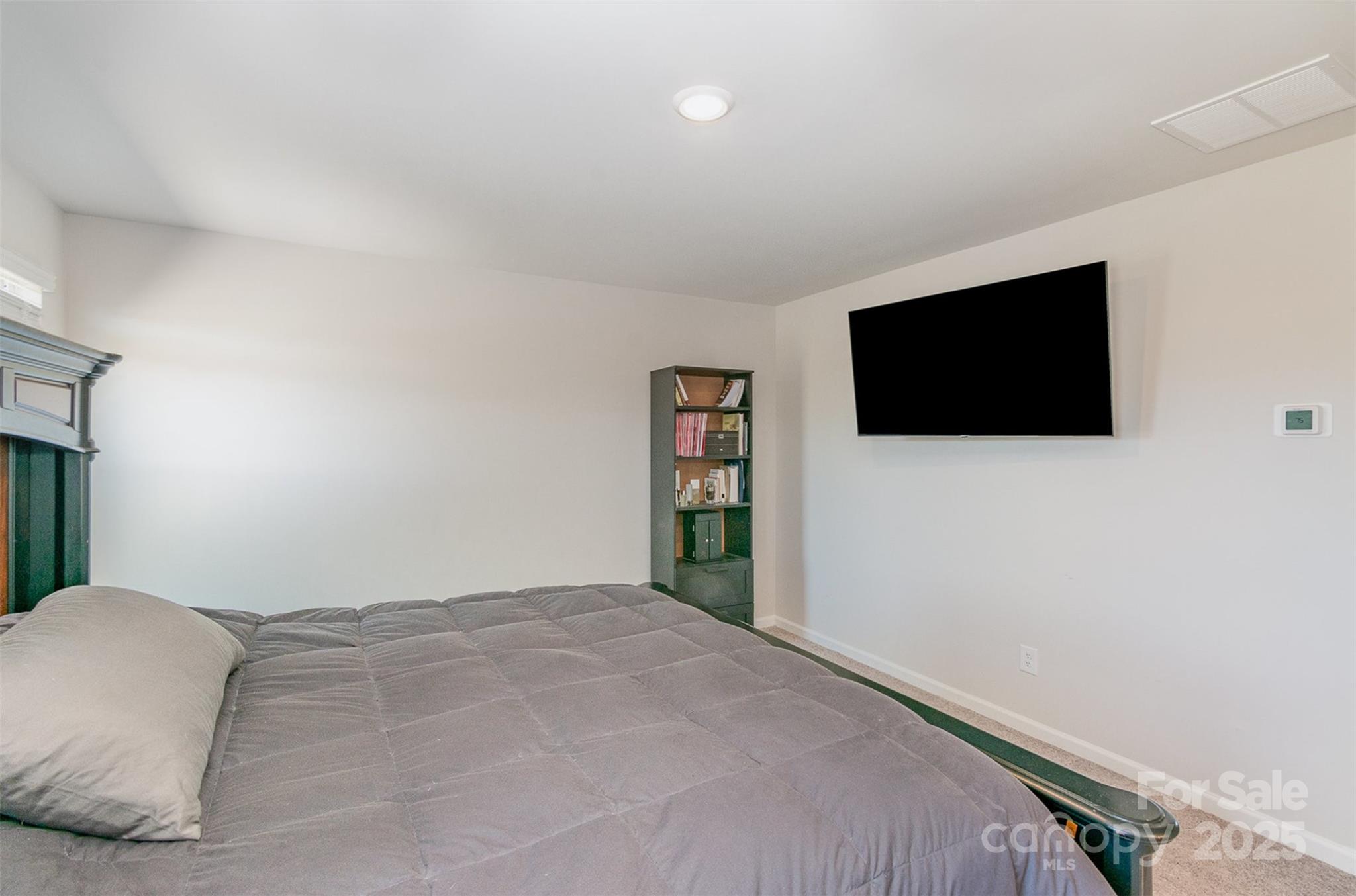 3870 County Down Avenue Property Photo 12