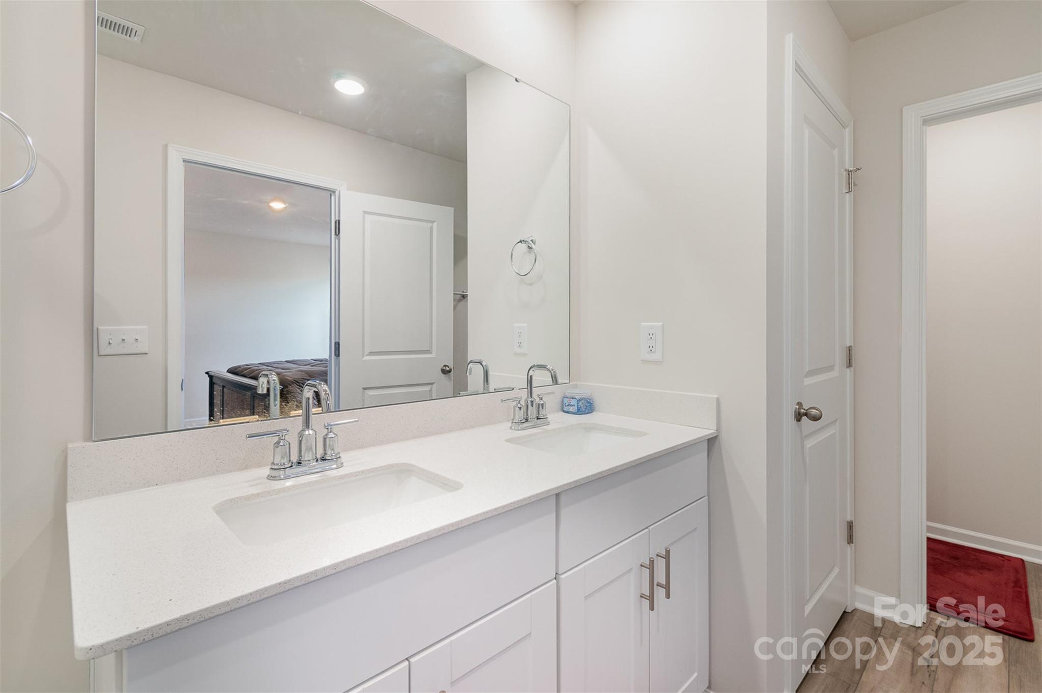 3870 County Down Avenue Property Photo 13