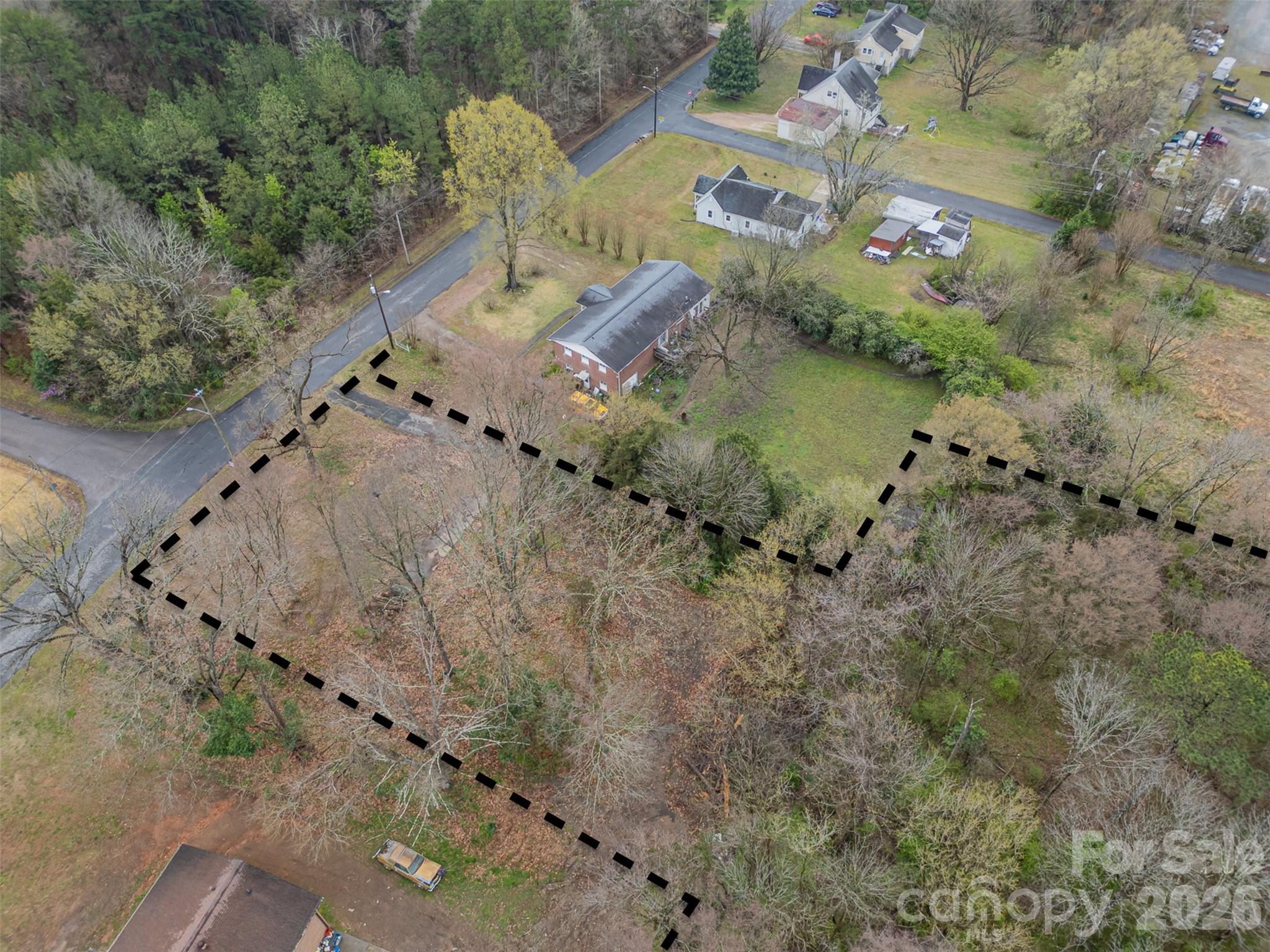 626 Flicker Street Property Photo 10