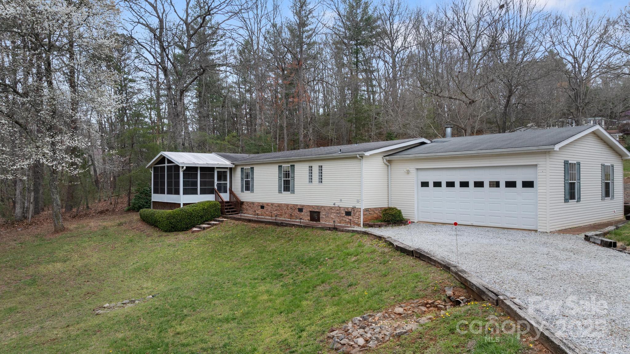196 Westwood Drive Property Photo