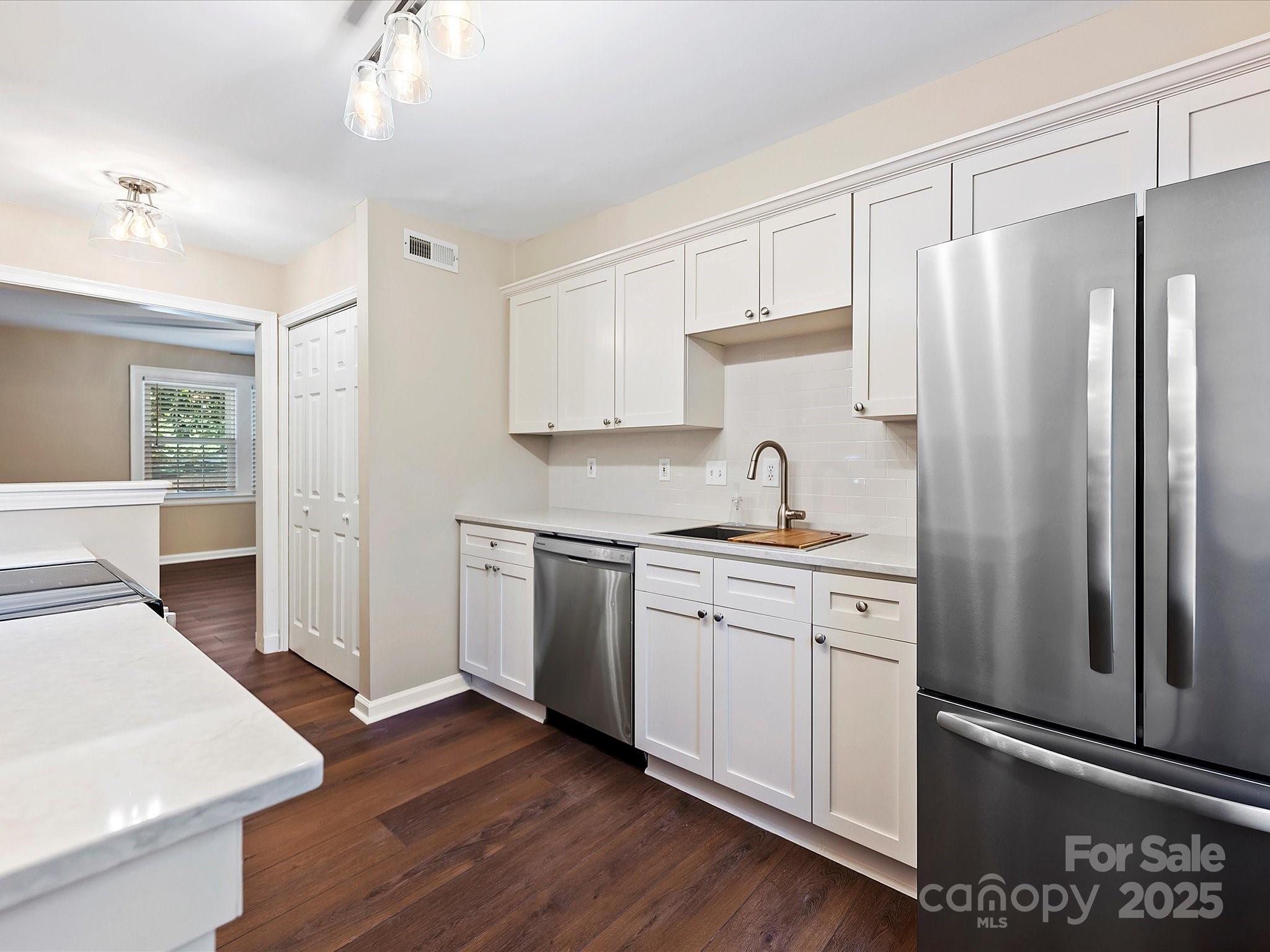 Alson Court Real Estate Listings Main Image