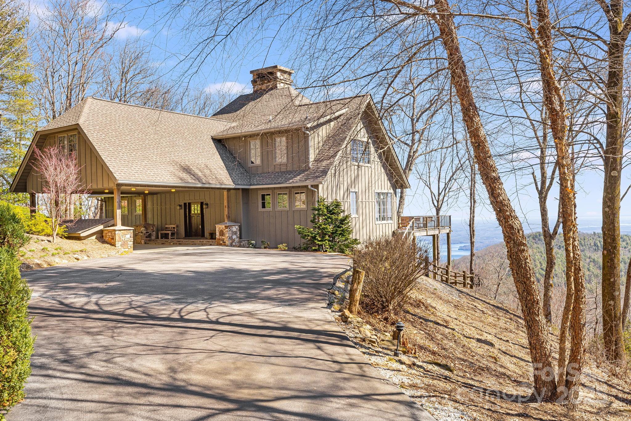315 Jocassee Trail Property Photo