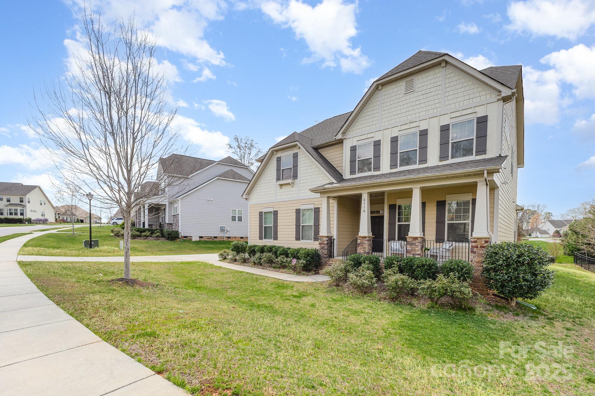2110 Capricorn Avenue Property Photo 4