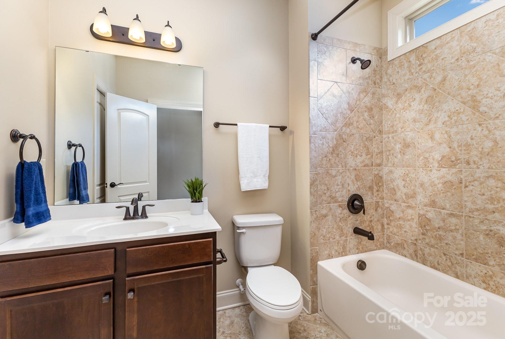 2110 Capricorn Avenue Property Photo 24