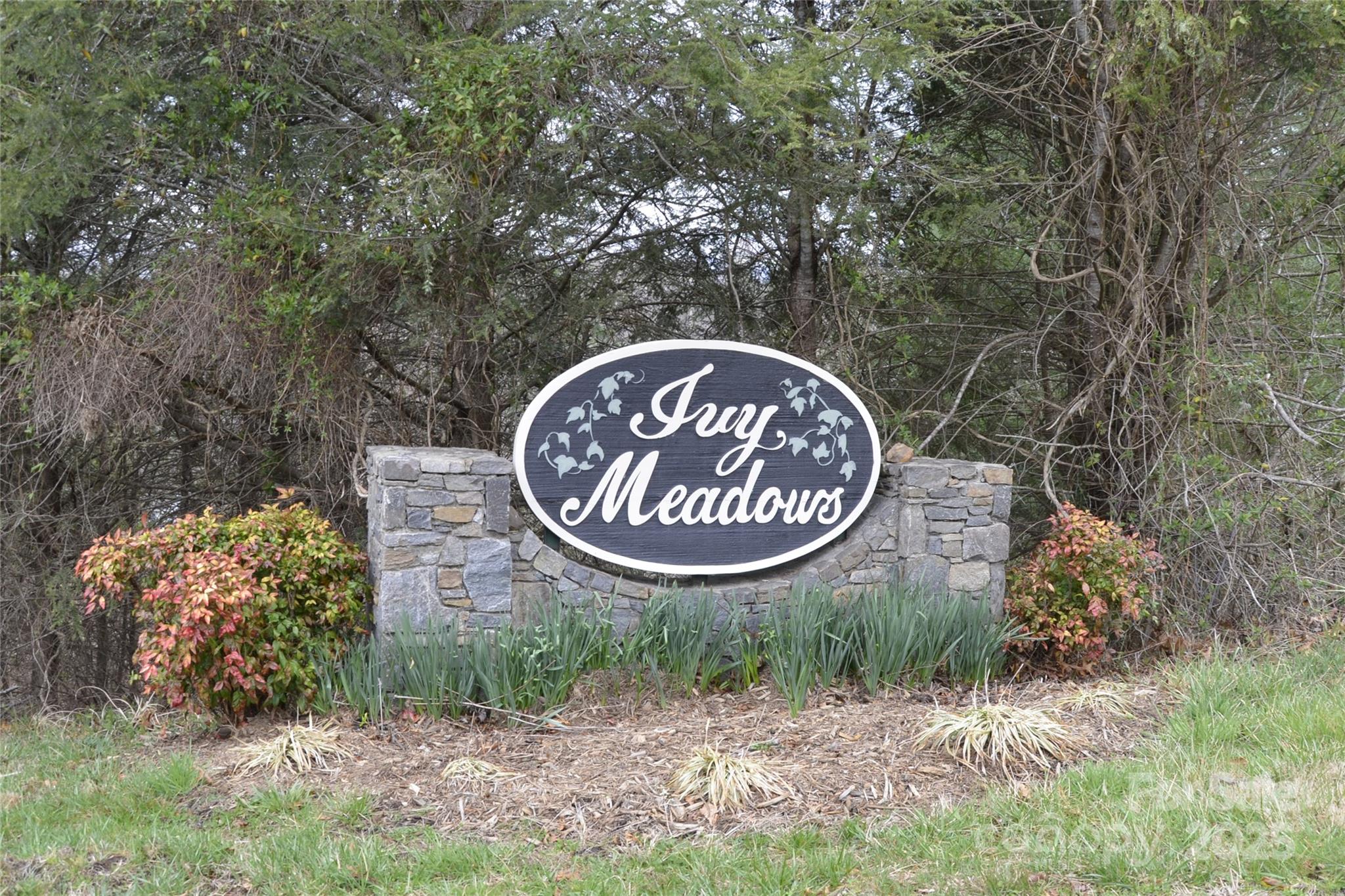63 Ivy Meadows Drive 21 Property Photo 13