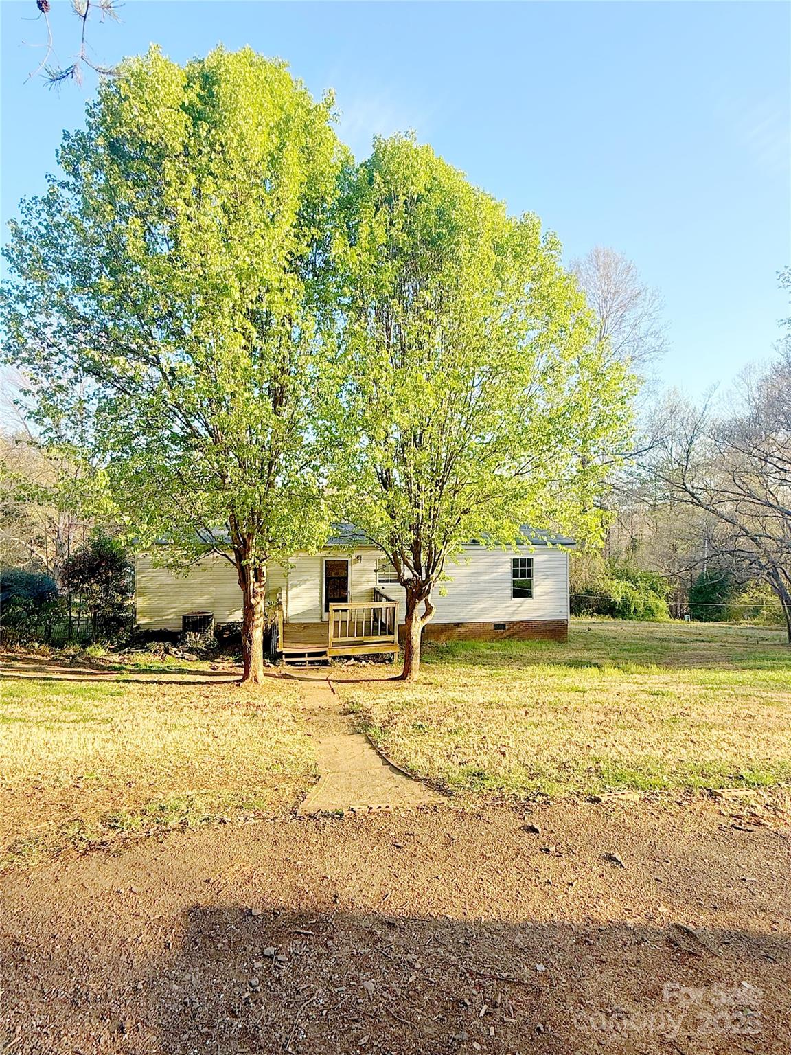156 Shell Road Property Photo