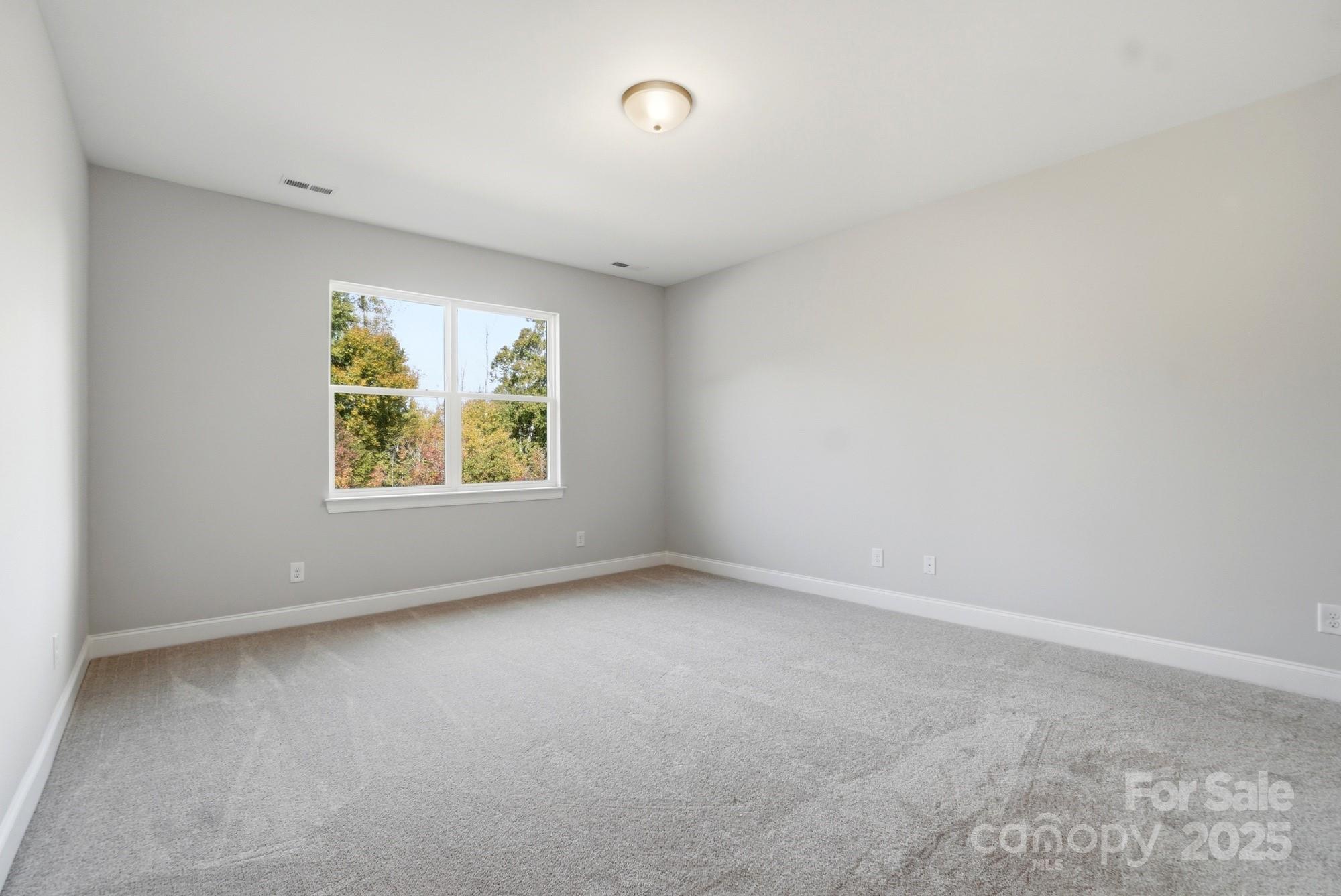 1453 Ardmore Drive 240 Property Photo 13