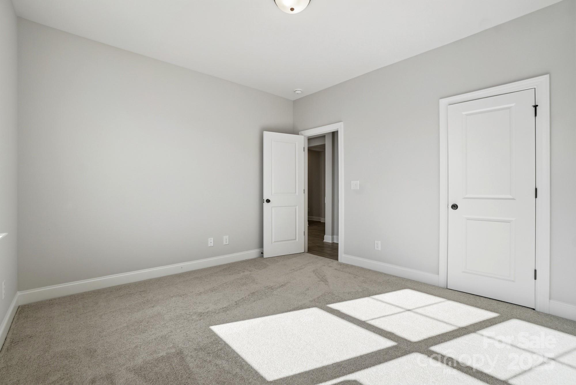 1453 Ardmore Drive 240 Property Photo 18