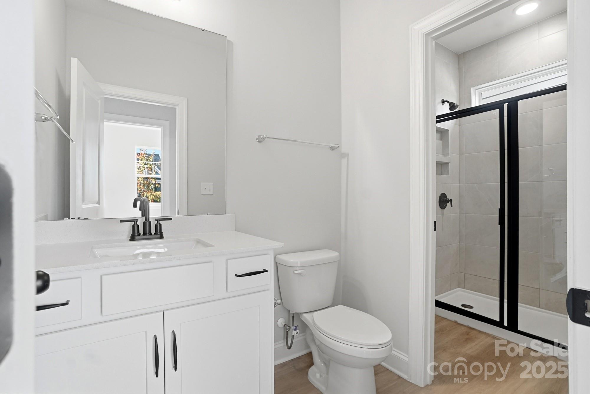 1453 Ardmore Drive 240 Property Photo 19