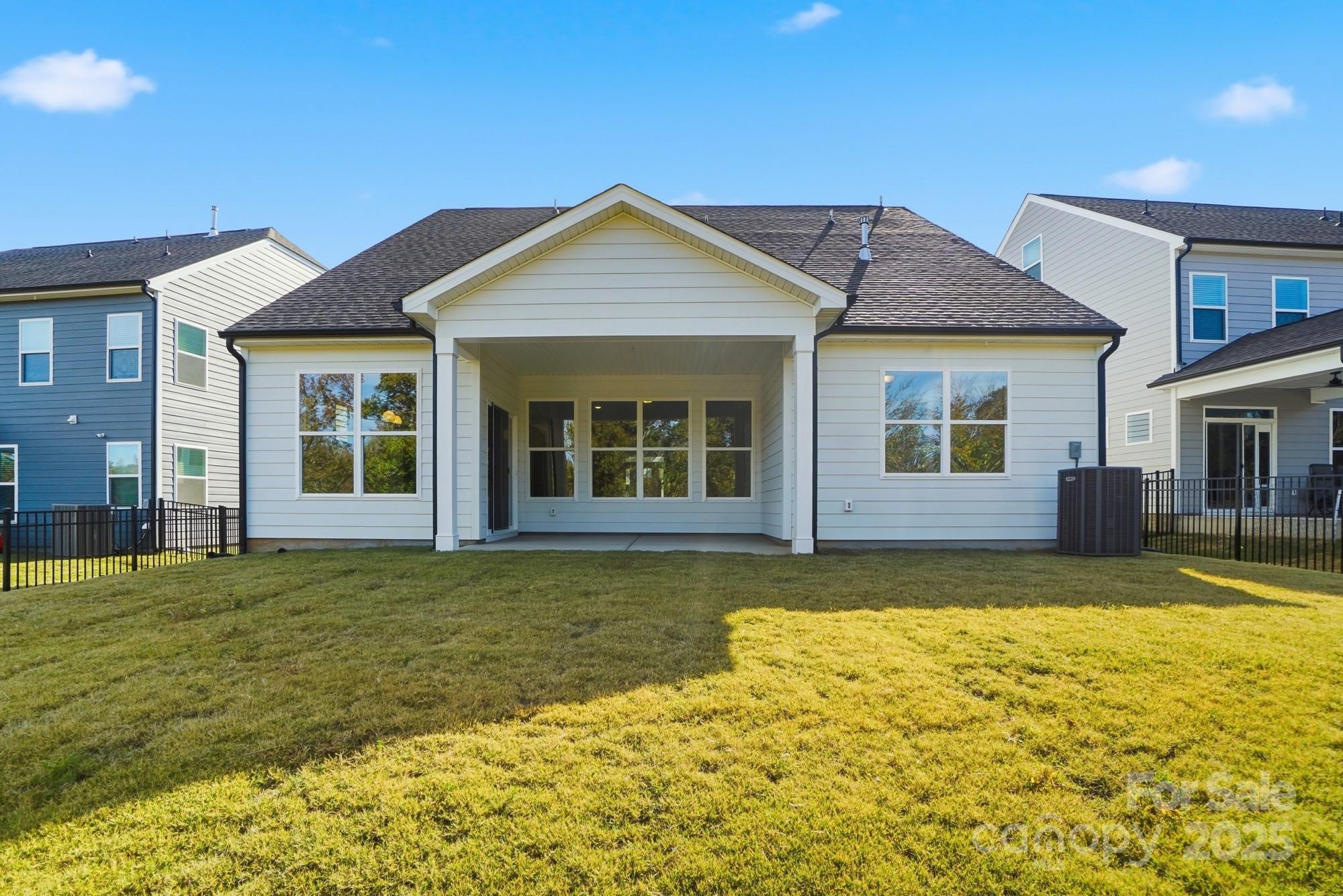 1453 Ardmore Drive 240 Property Photo 29