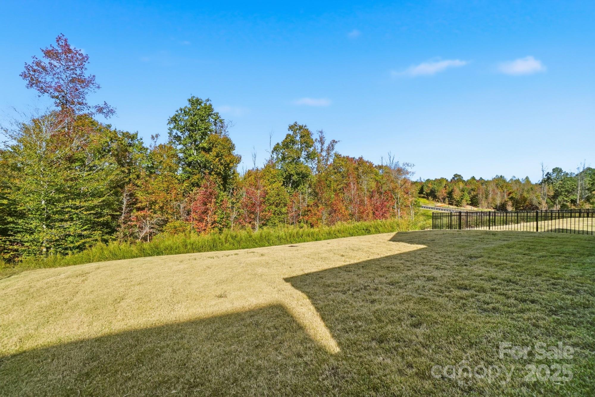 1453 Ardmore Drive 240 Property Photo 31