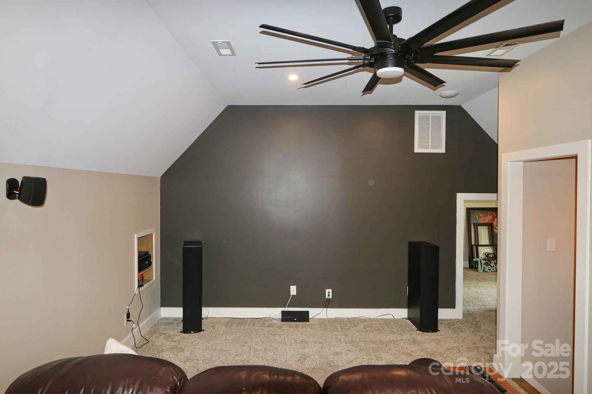 114 Eldridge Lane Property Photo 33