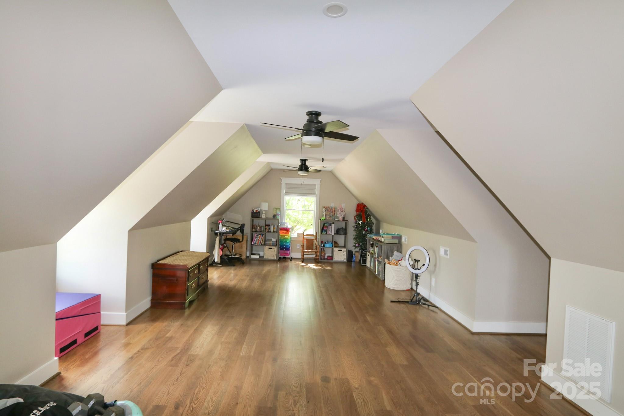 114 Eldridge Lane Property Photo 35