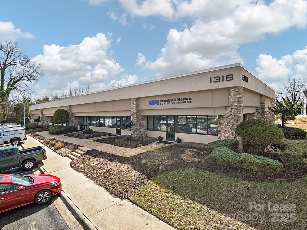 1318 Patton Avenue B-C Property Photo 1