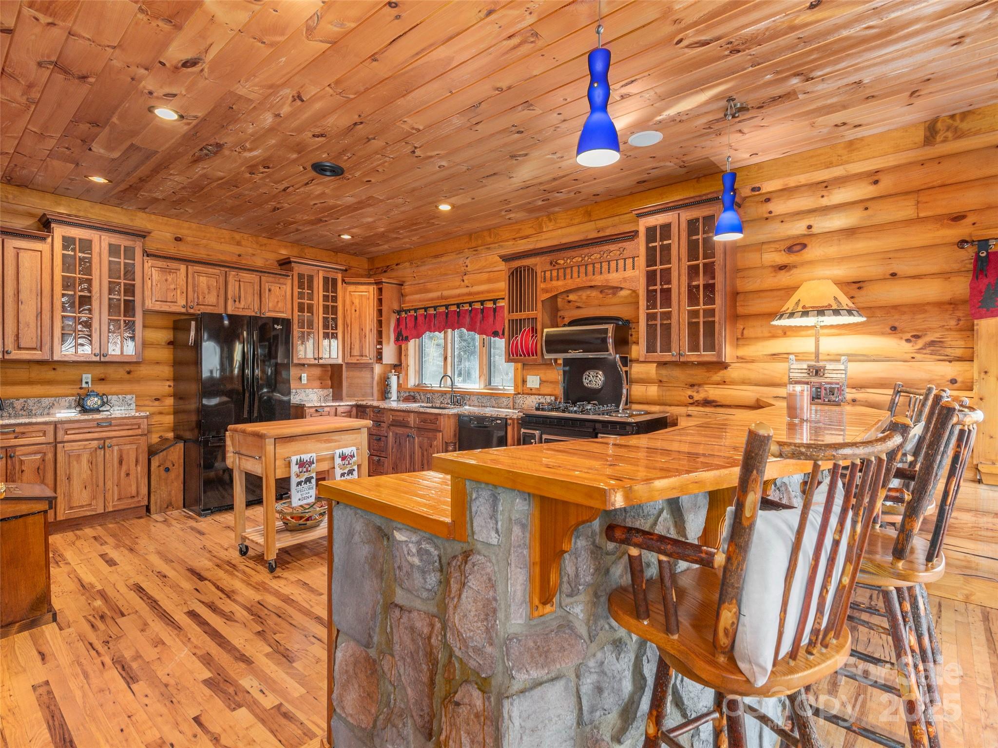 35 Falcon Crest Loop Property Photo 10