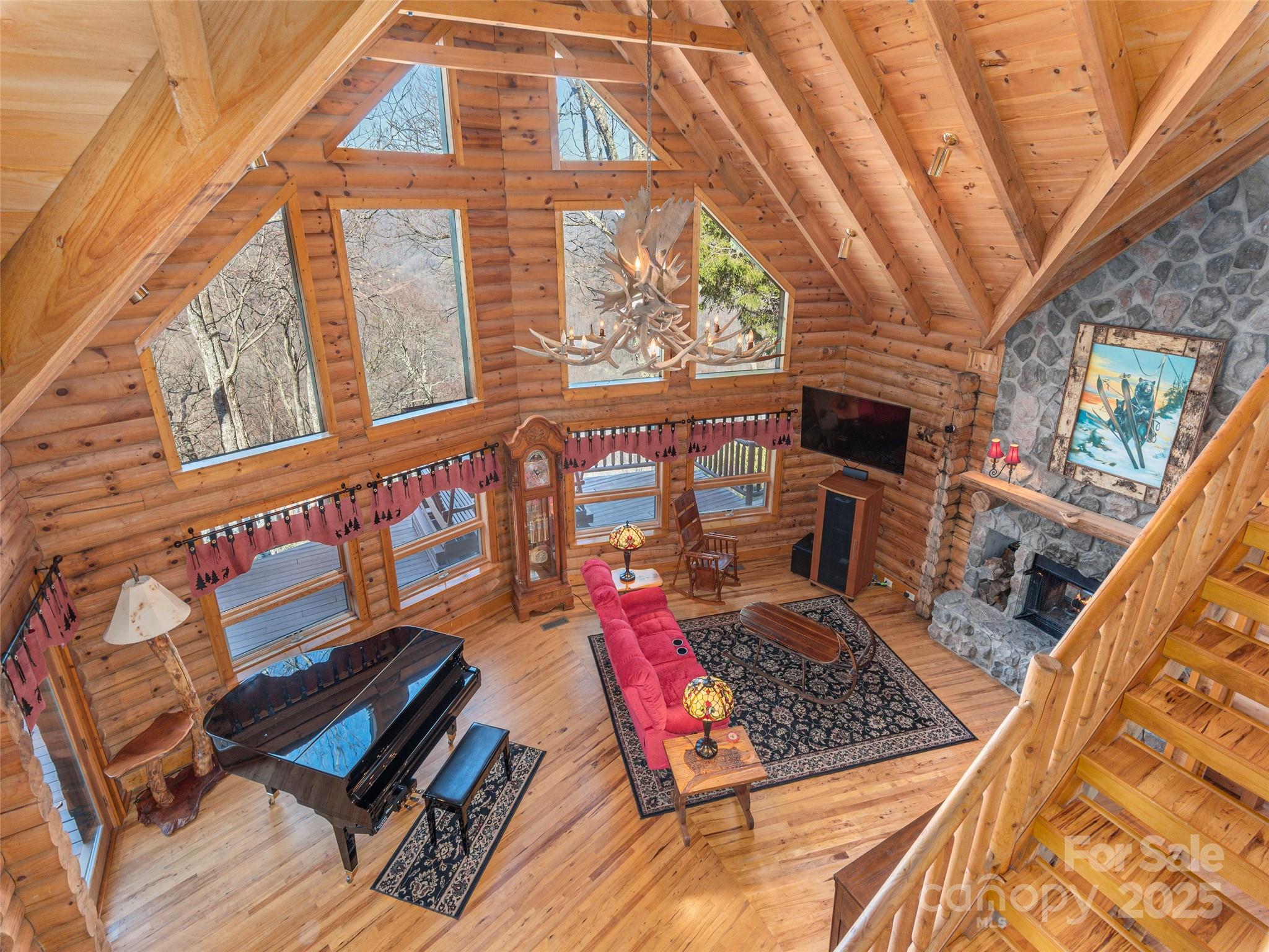 35 Falcon Crest Loop Property Photo 20