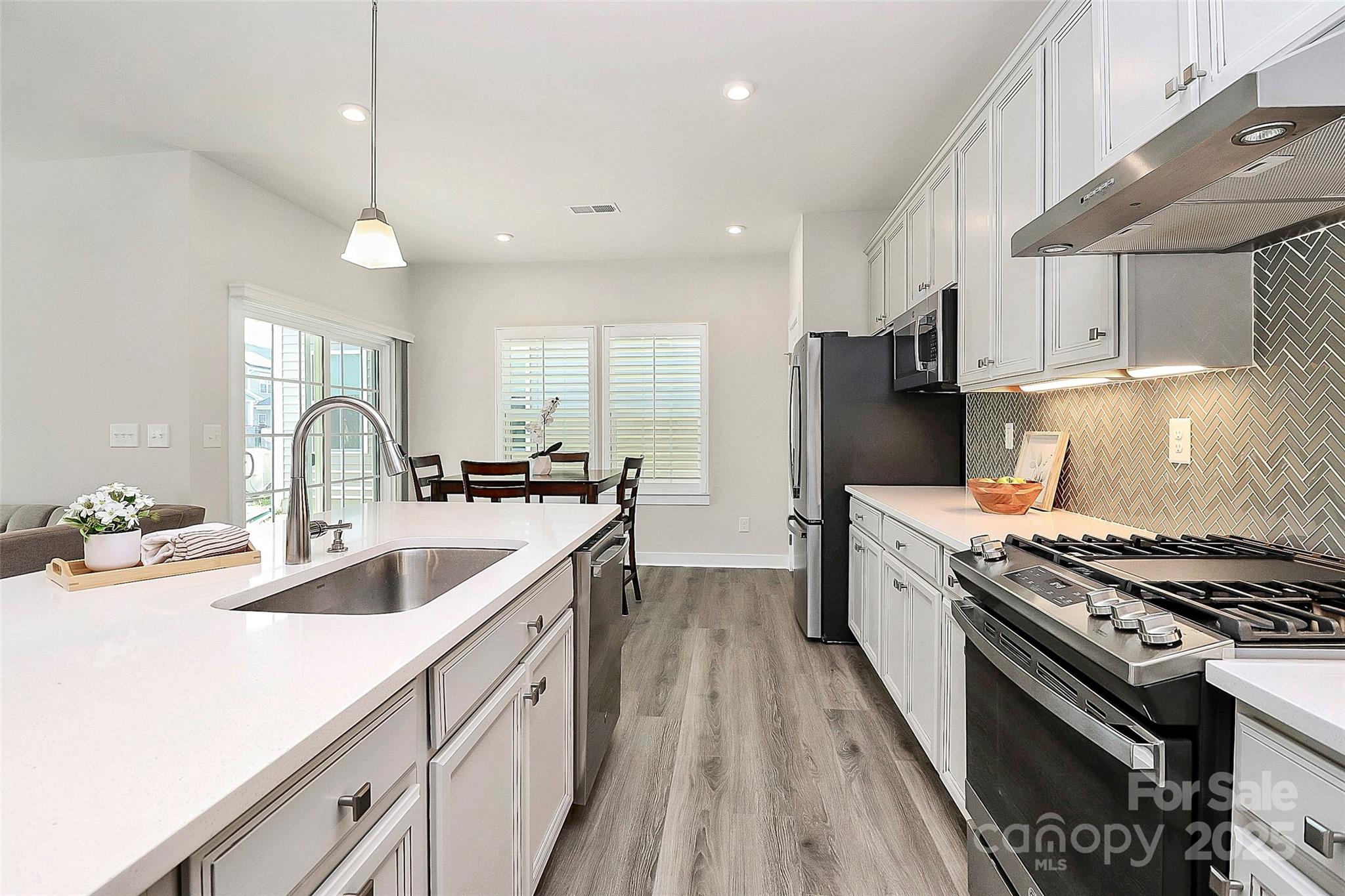 1032 Barnette Farm Lane Property Photo 3