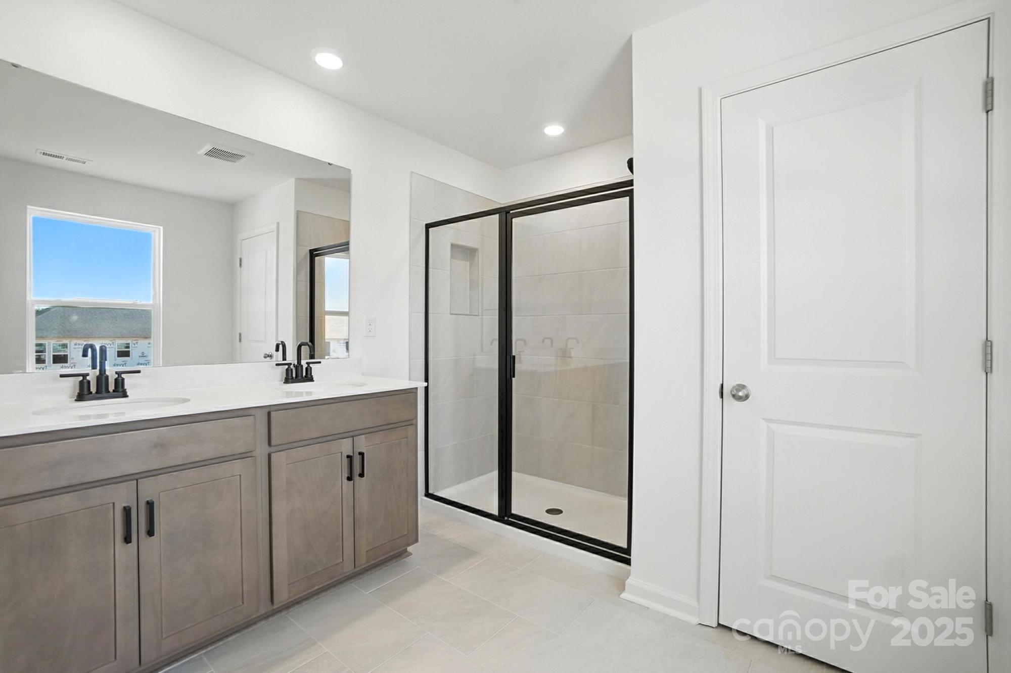 346 Knotty Wood Drive 71 Property Photo 14