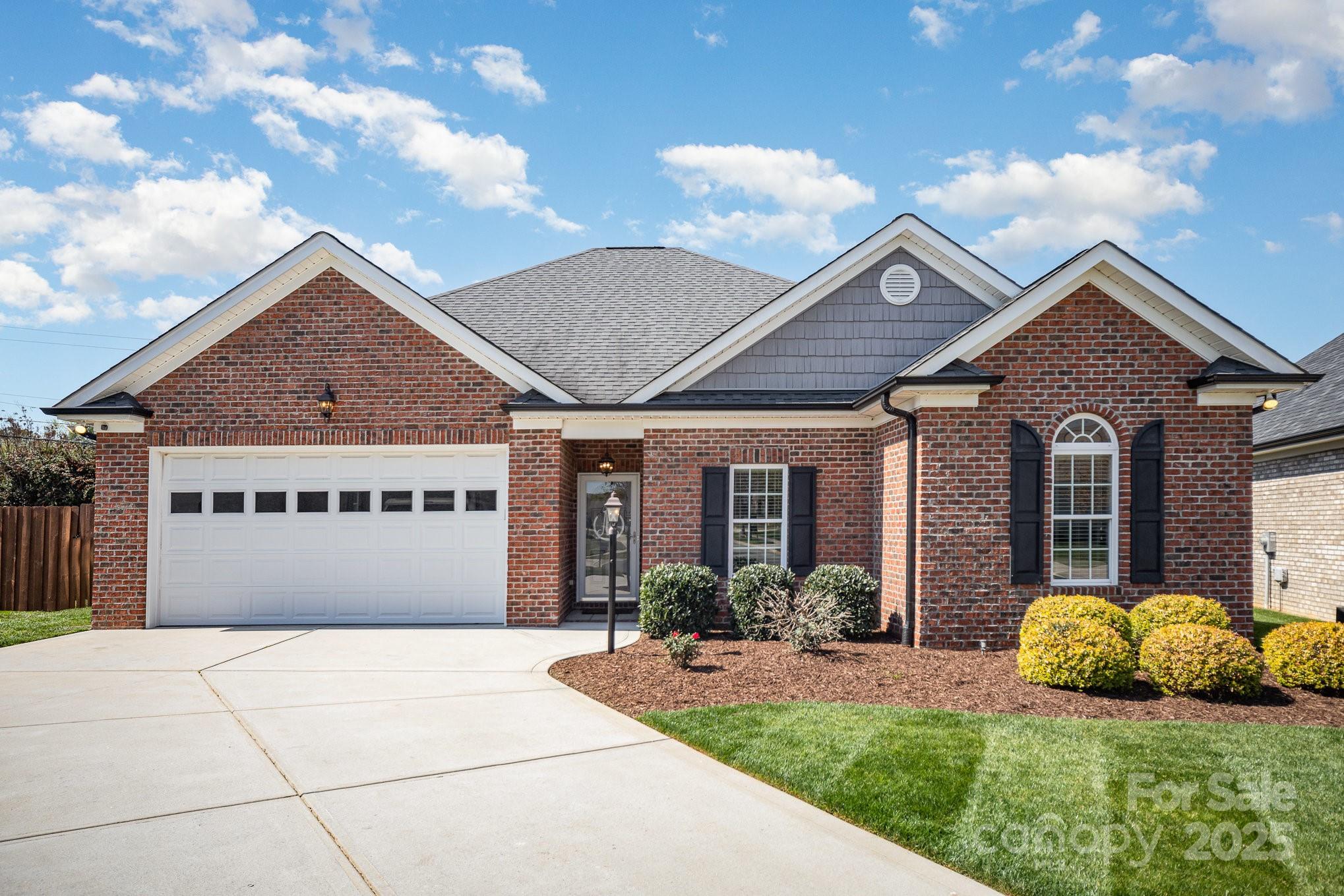 261 Lagoda Drive Property Photo