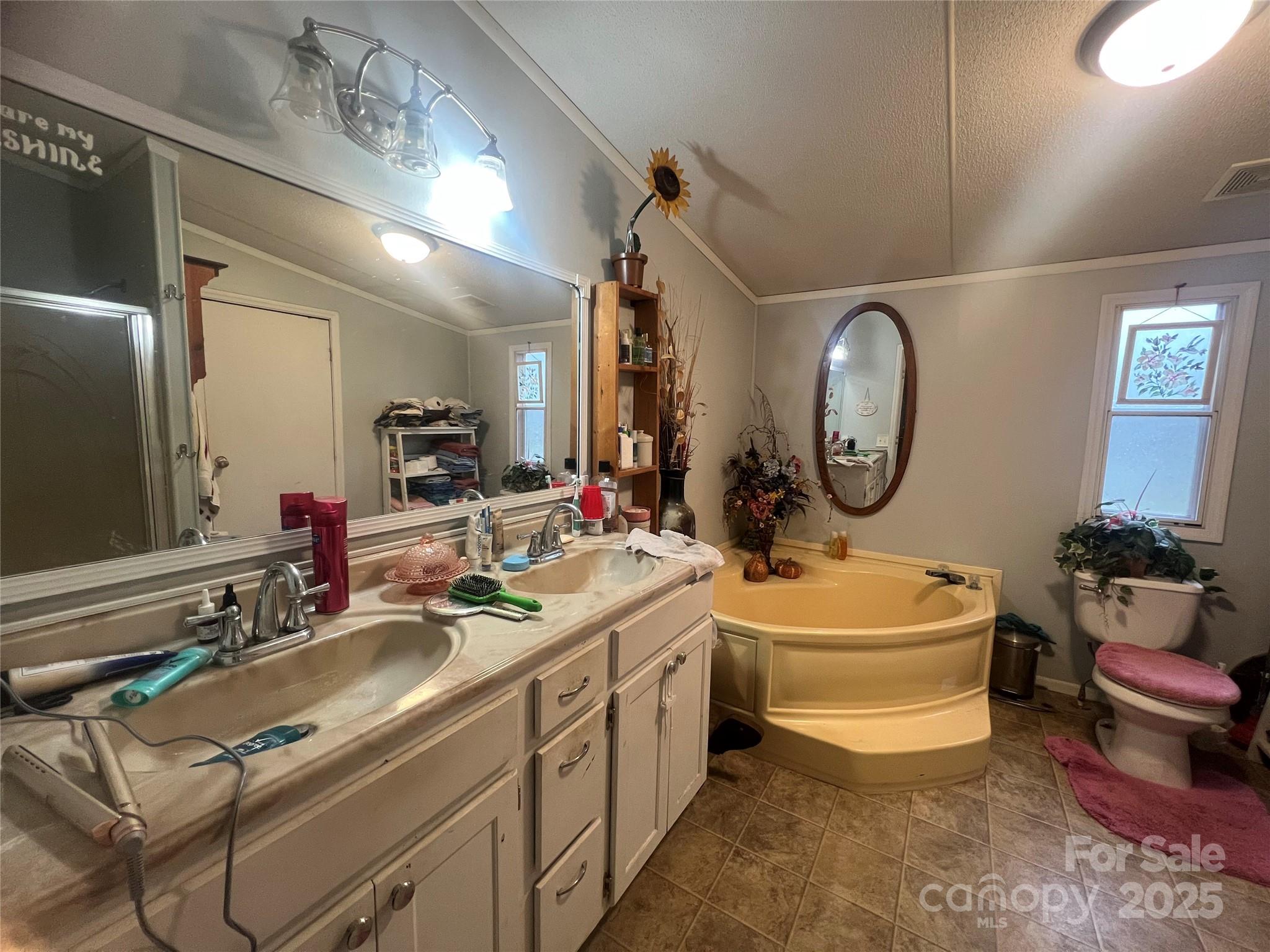 171 Courtney Place Lane Property Photo 9