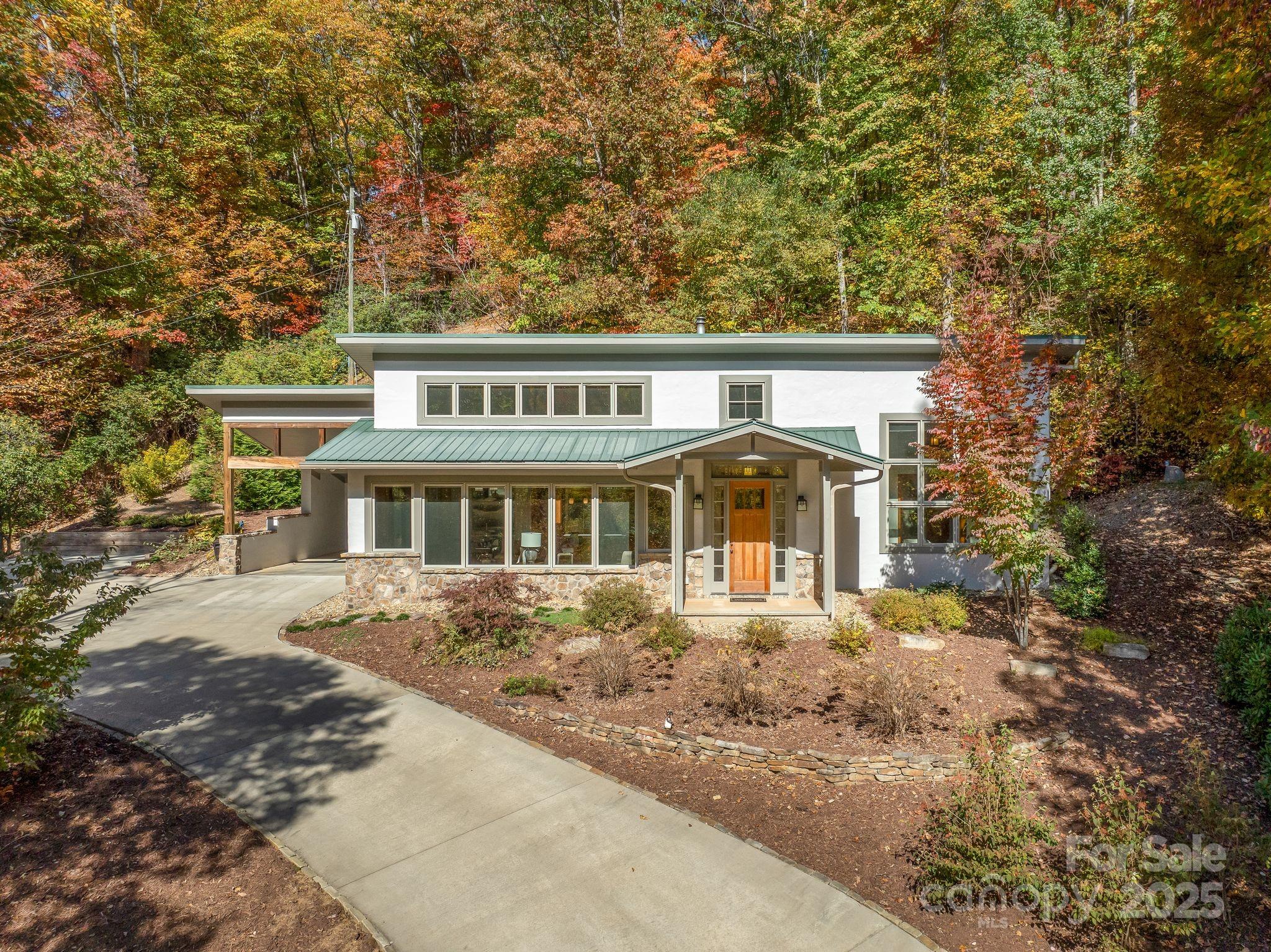 332 Possum Trot Trail Property Photo