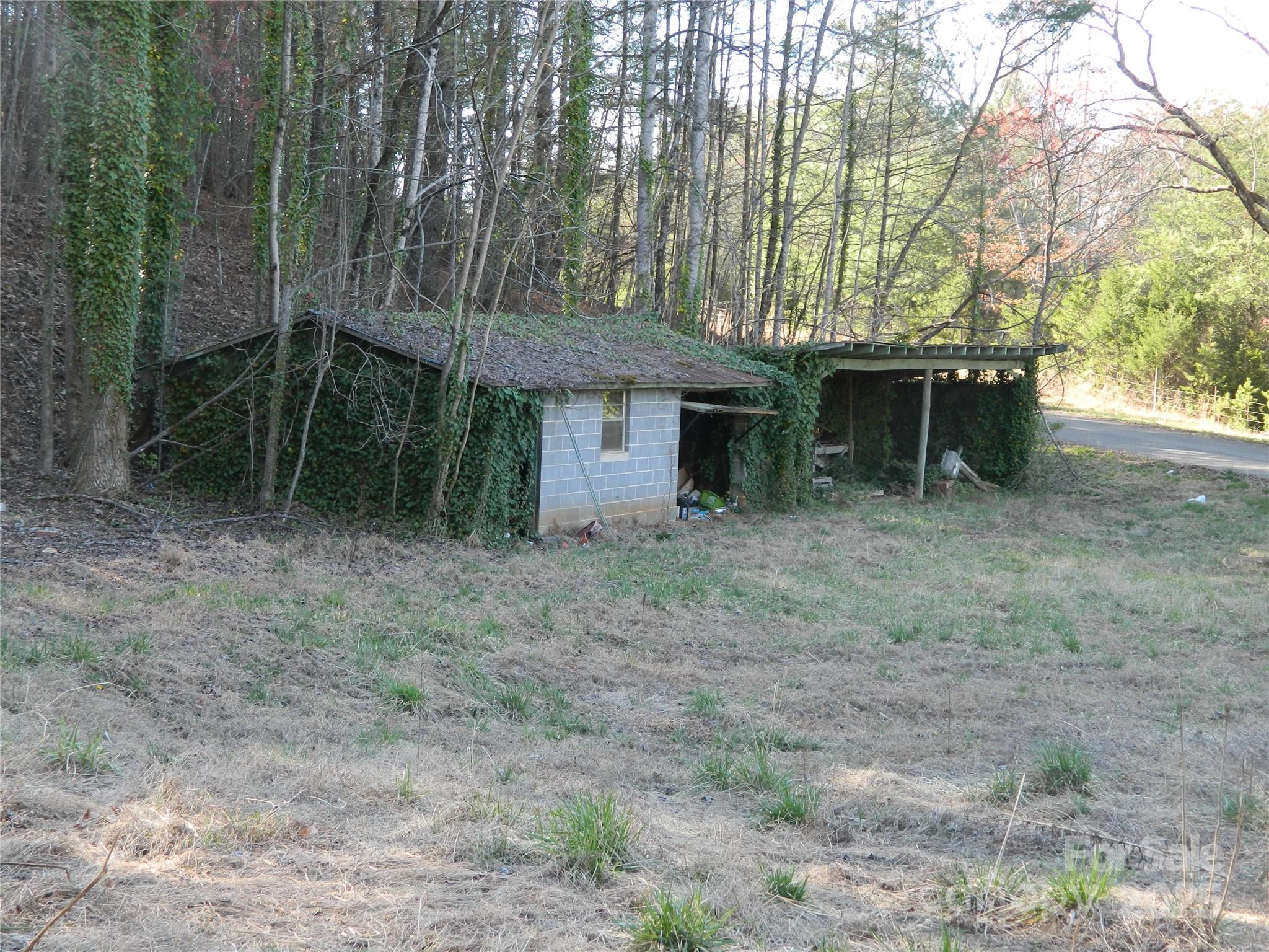 3941 Fox Winkler Road Property Photo