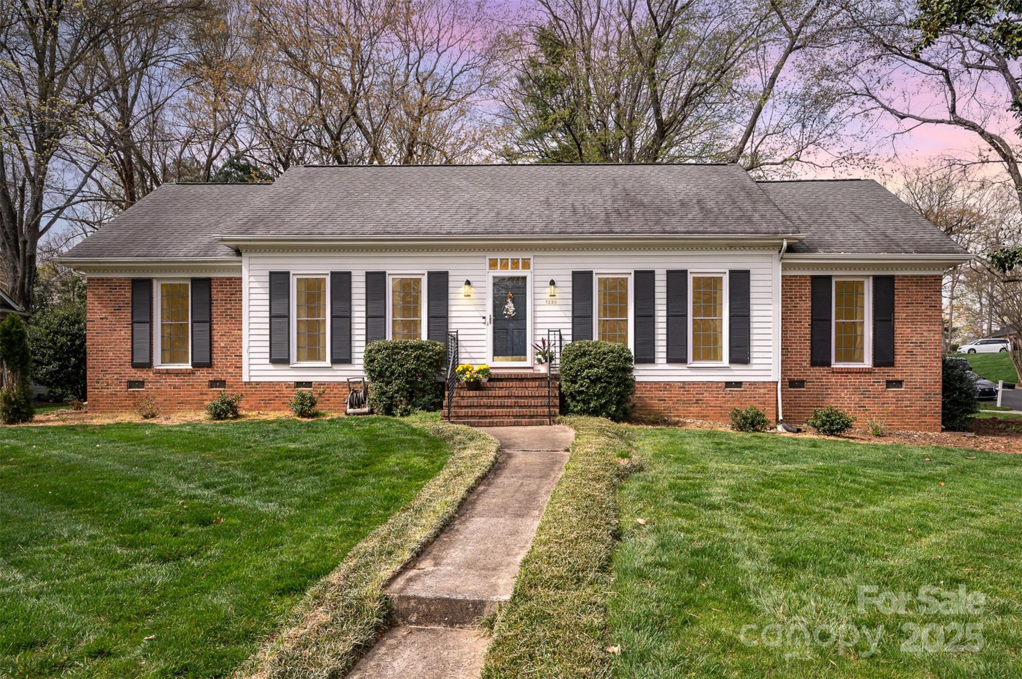 7520 Whistlestop Road Property Photo