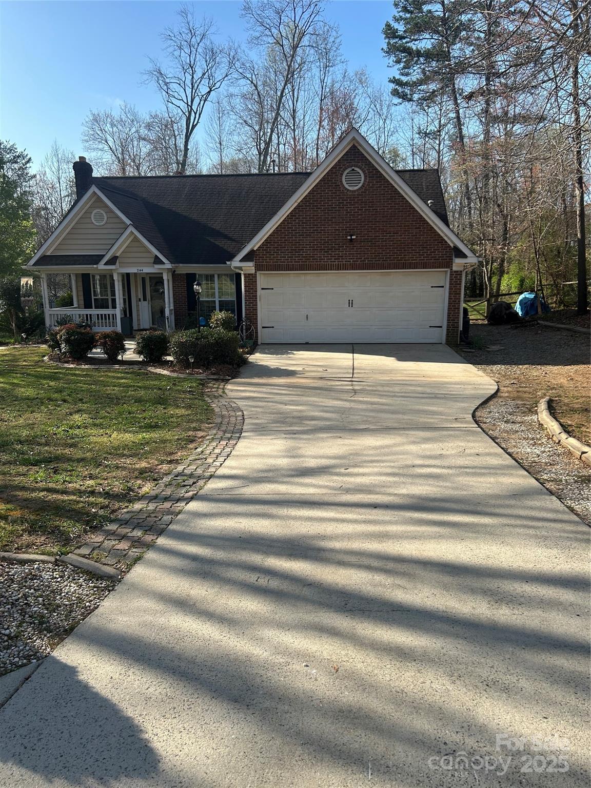 7144 HUNTERS BLUFF Drive Property Photo 1