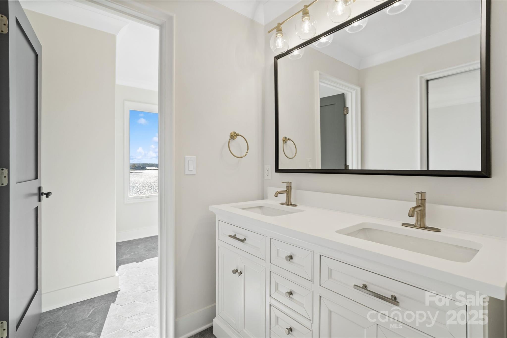 7116 Topsail Circle Property Photo 34