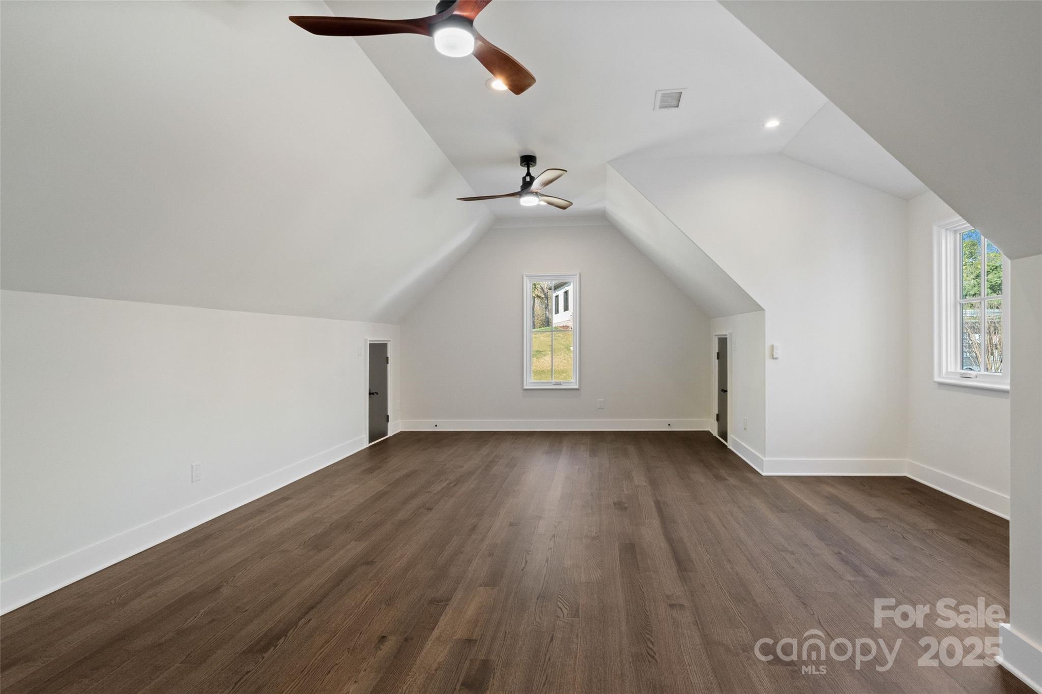 7116 Topsail Circle Property Photo 37