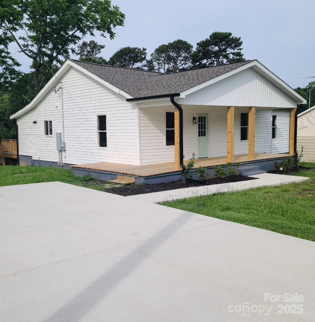 1018 Union Street Property Photo 1