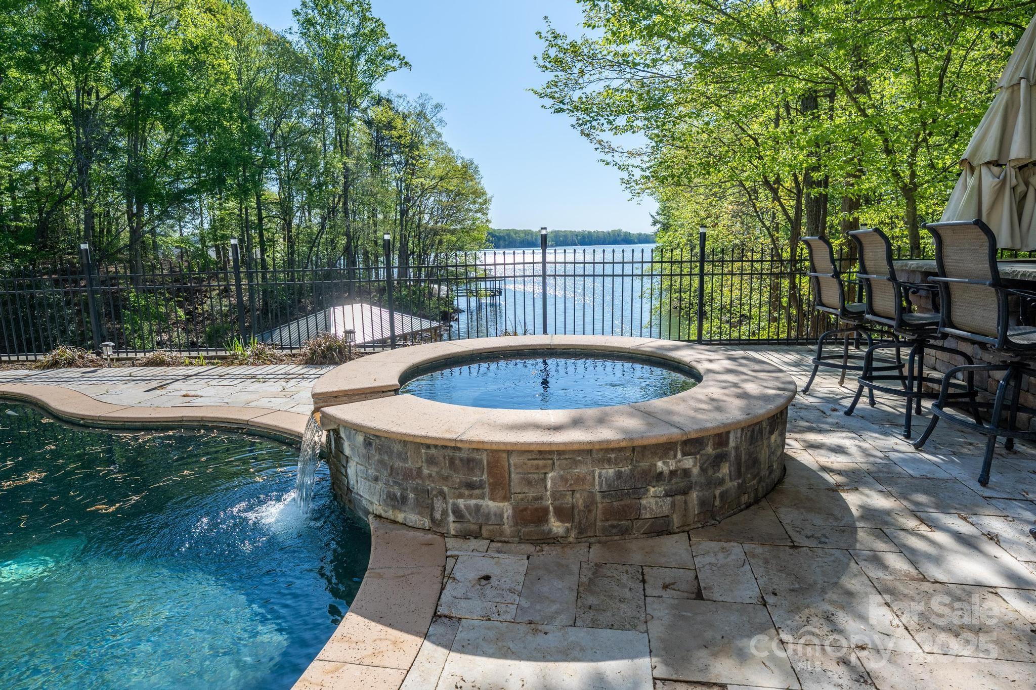 1676 Sherwood Court Property Photo 7