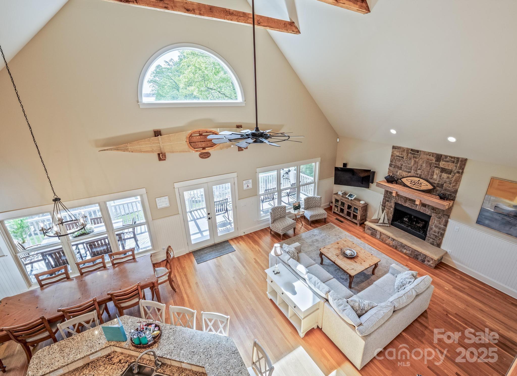 1676 Sherwood Court Property Photo 14