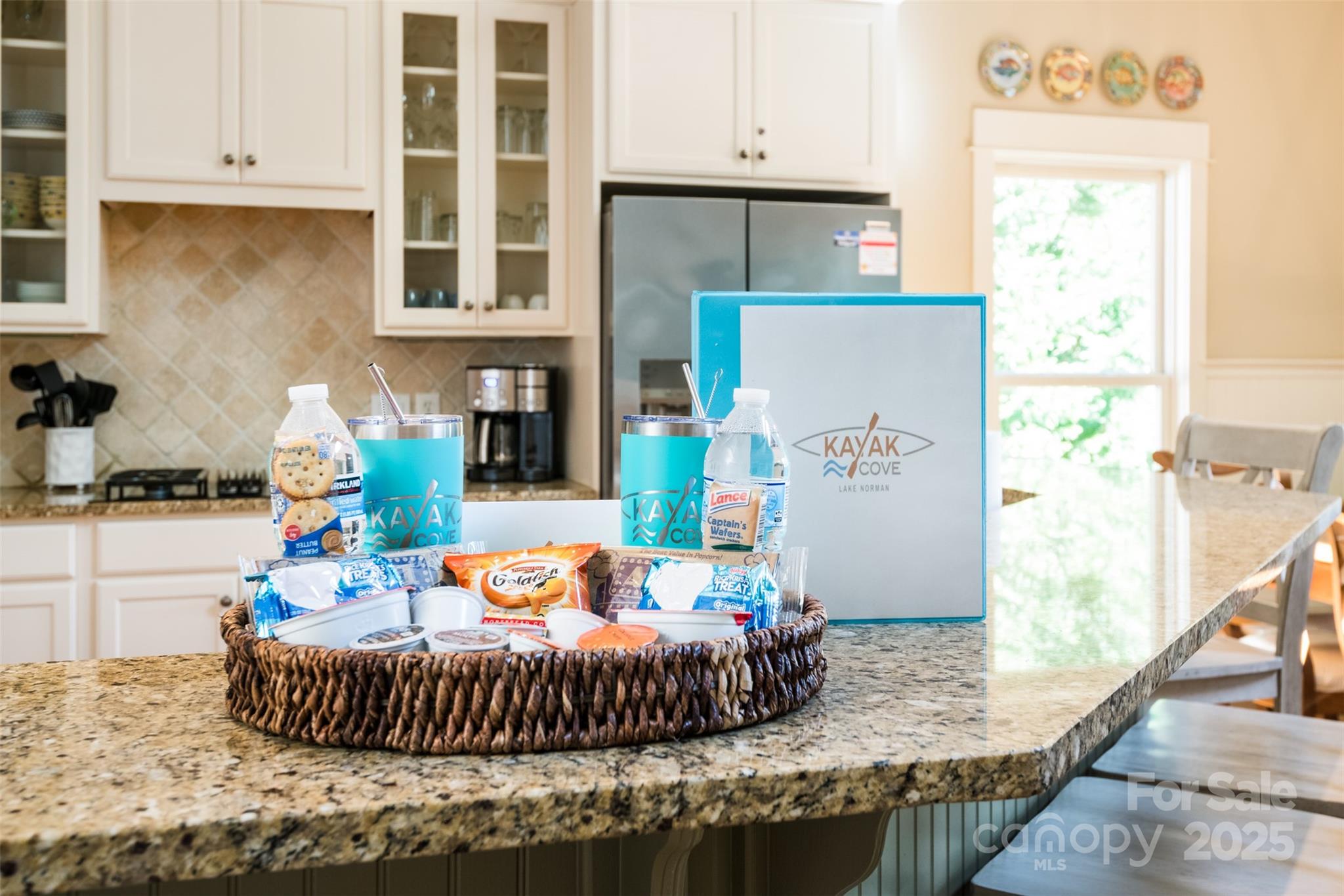 1676 Sherwood Court Property Photo 22