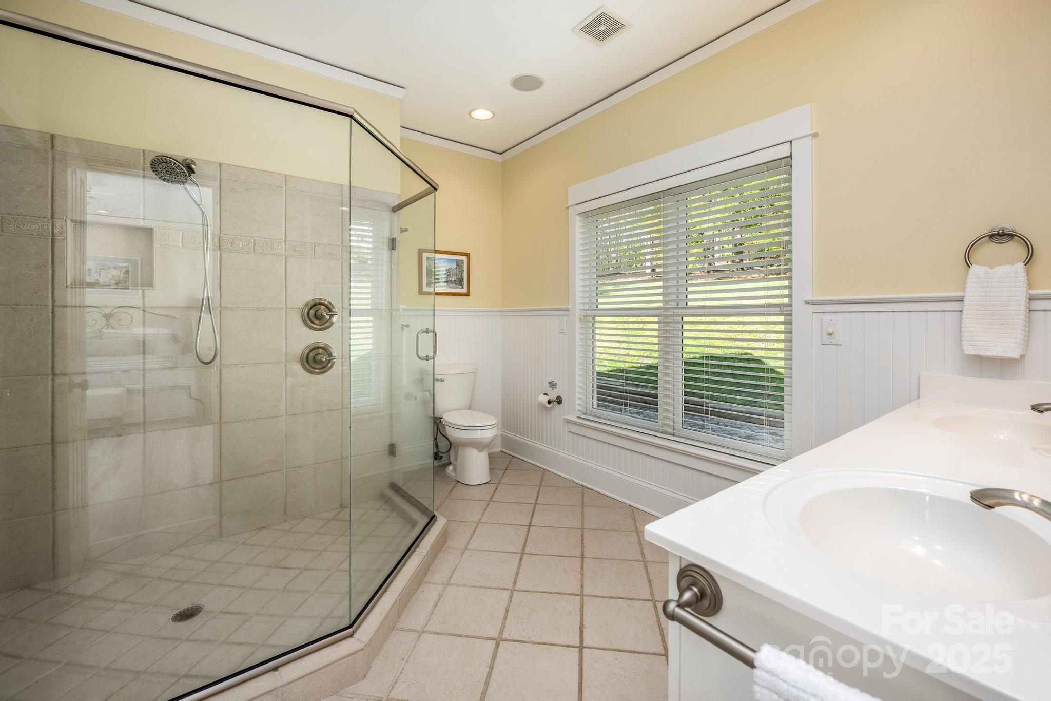 1676 Sherwood Court Property Photo 27