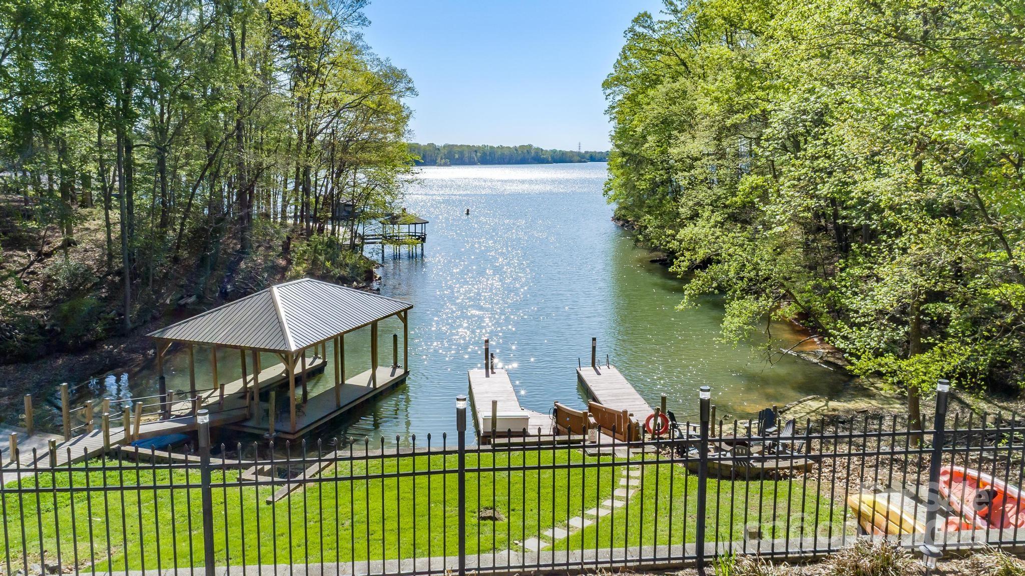 1676 Sherwood Court Property Photo 43