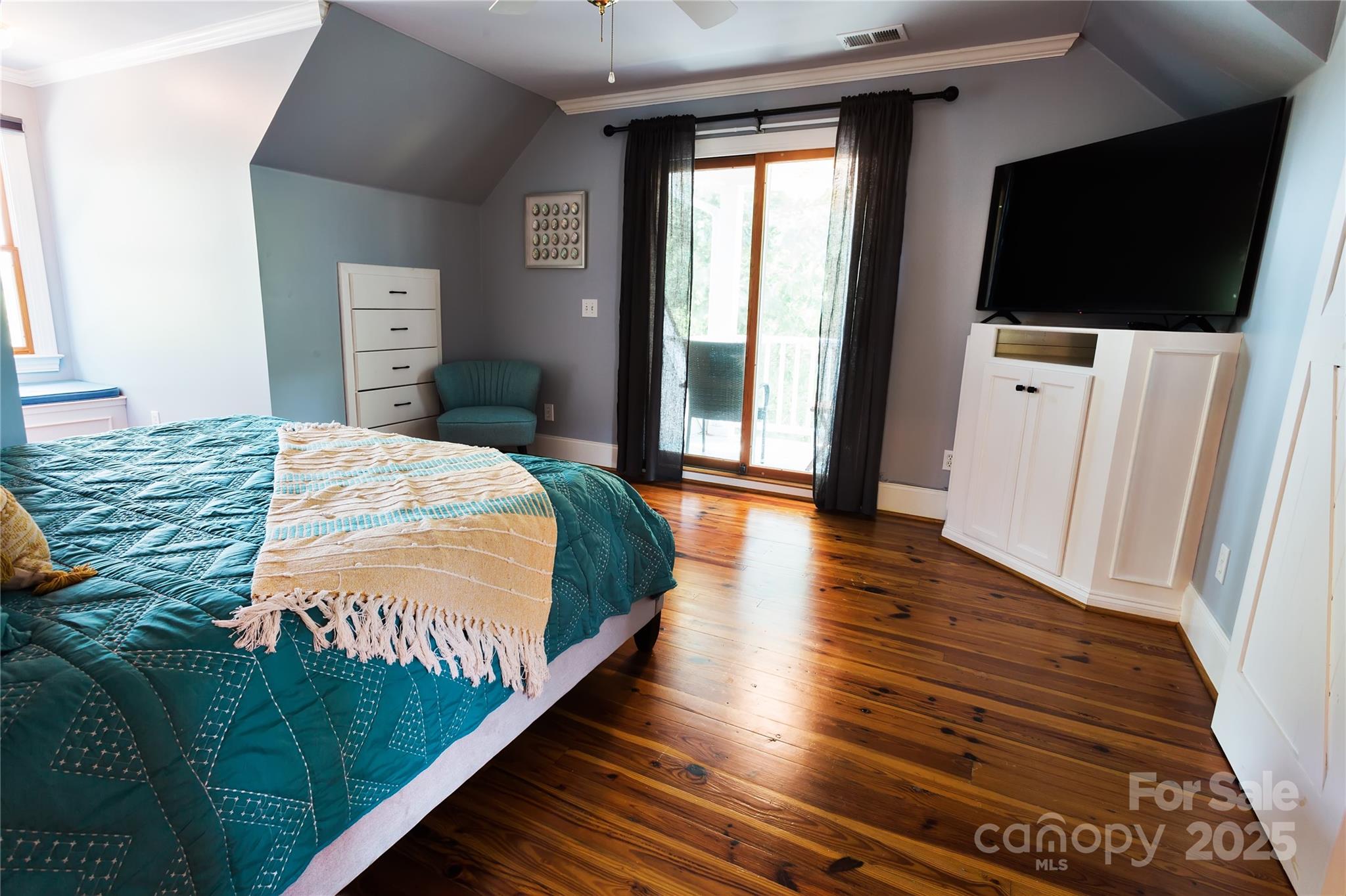 331 Westshore Drive Property Photo 17