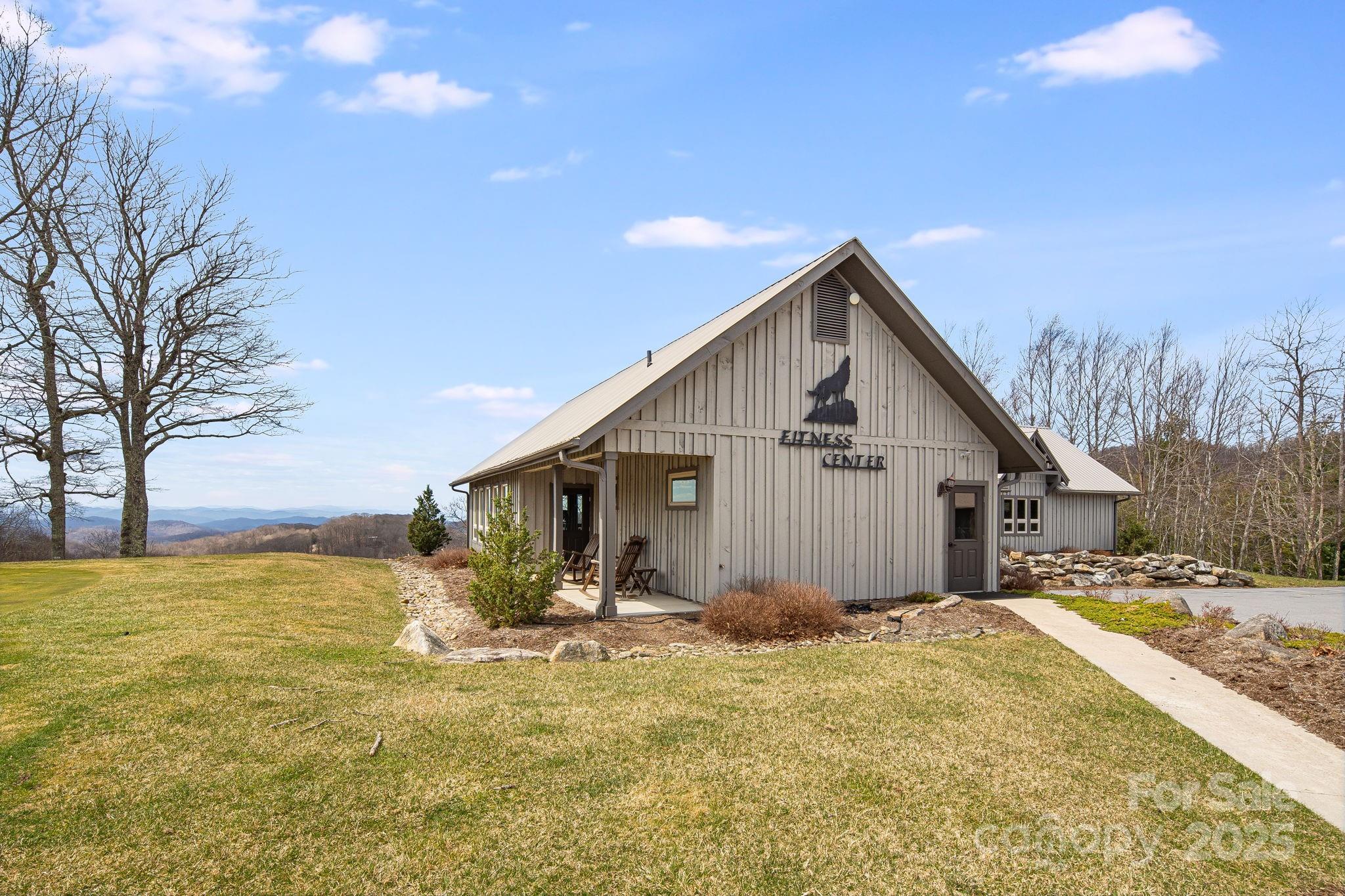 917 & 918 Upper Haw Drive Property Photo 39